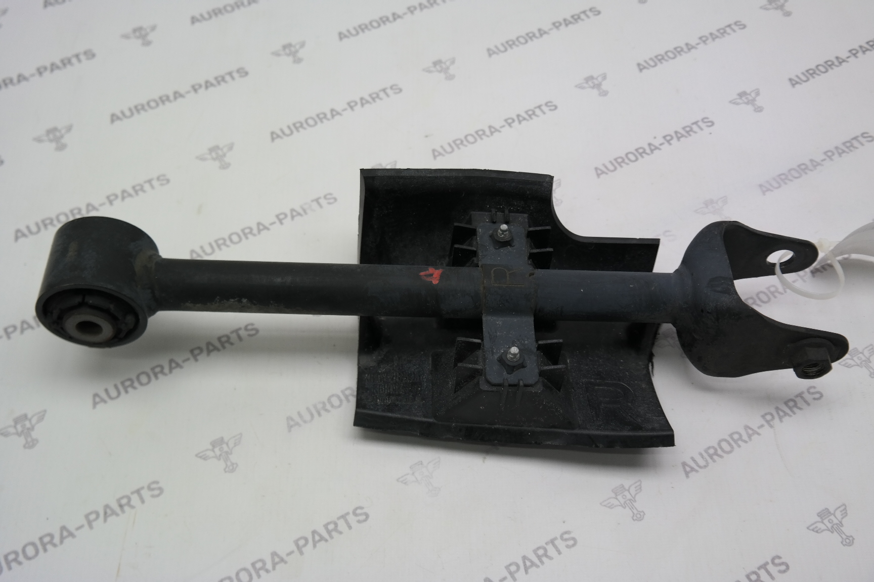 Тяга задней подвески нижняя RH Mazda CX-5