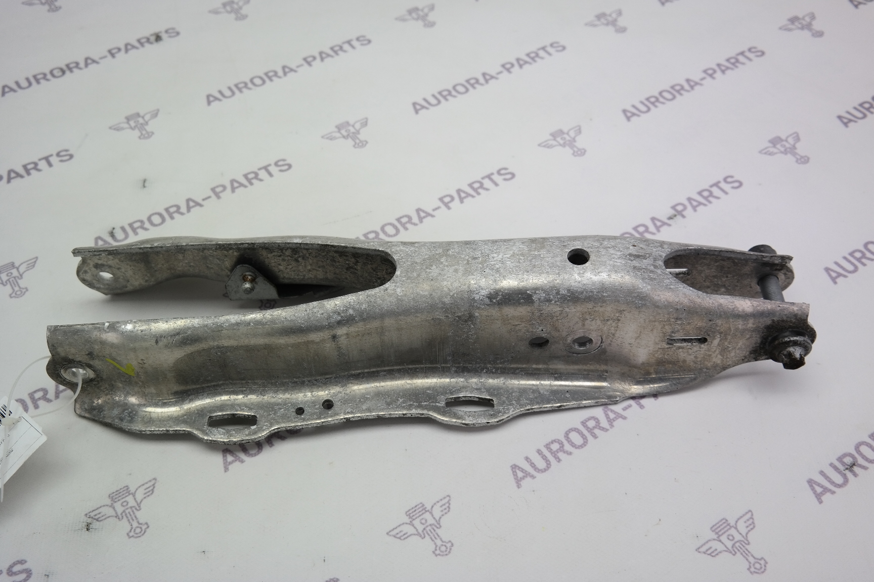 Рычаг задней подвески нижний, под амортизатор LH=RH Mercedes S-Klasse