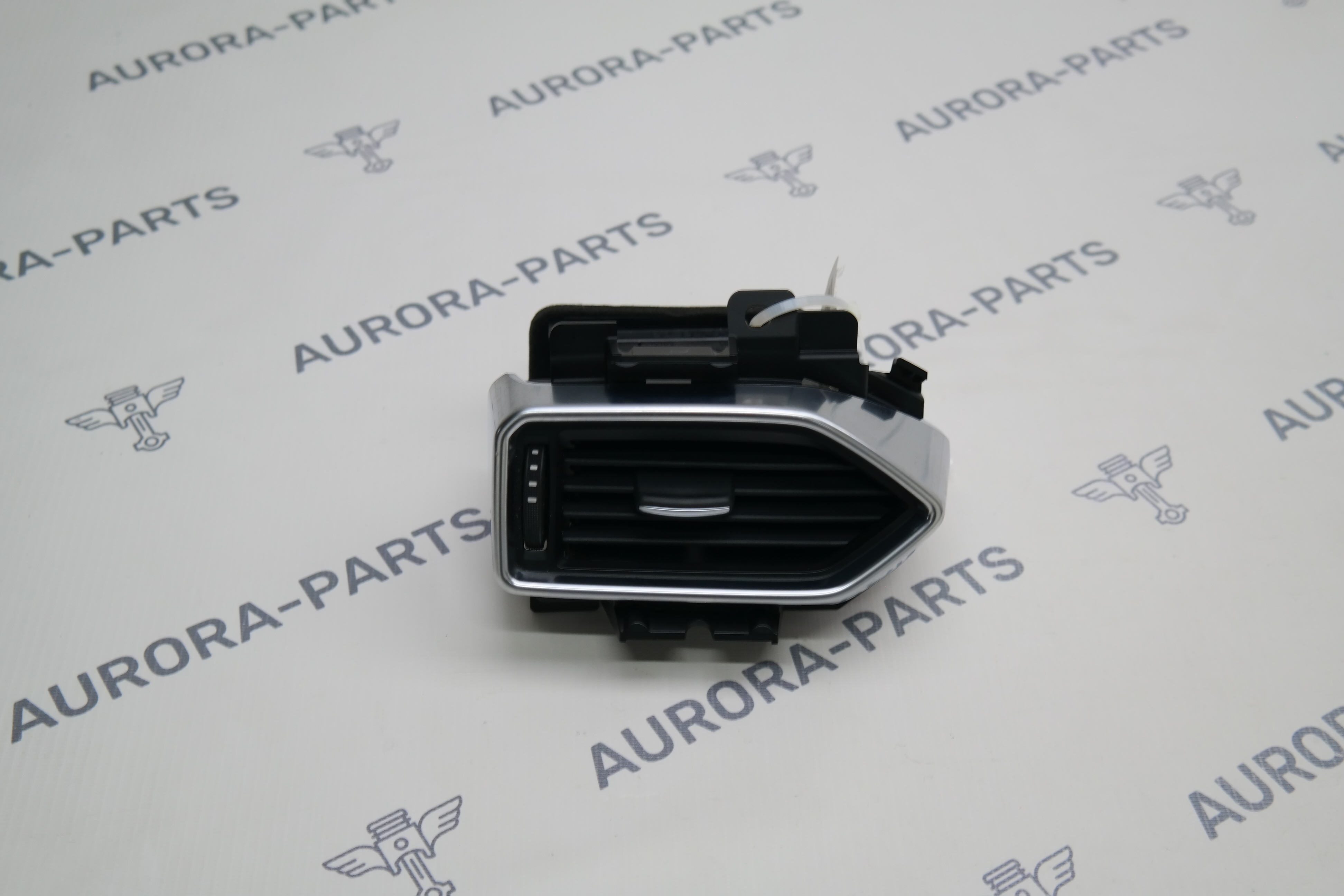 Дефлектор торпеды LH Mazda CX-5