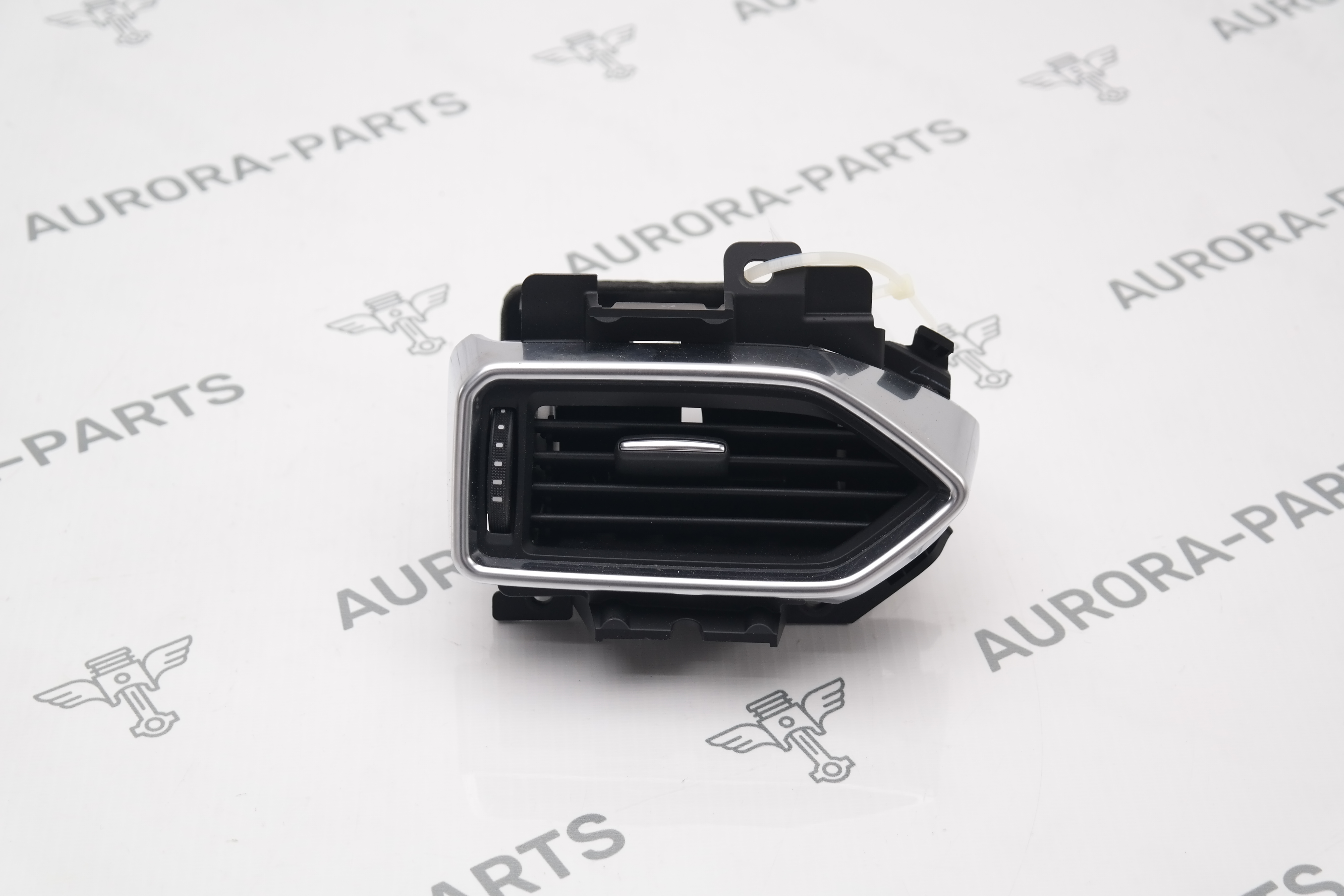 Дефлектор торпеды LH Mazda CX-5