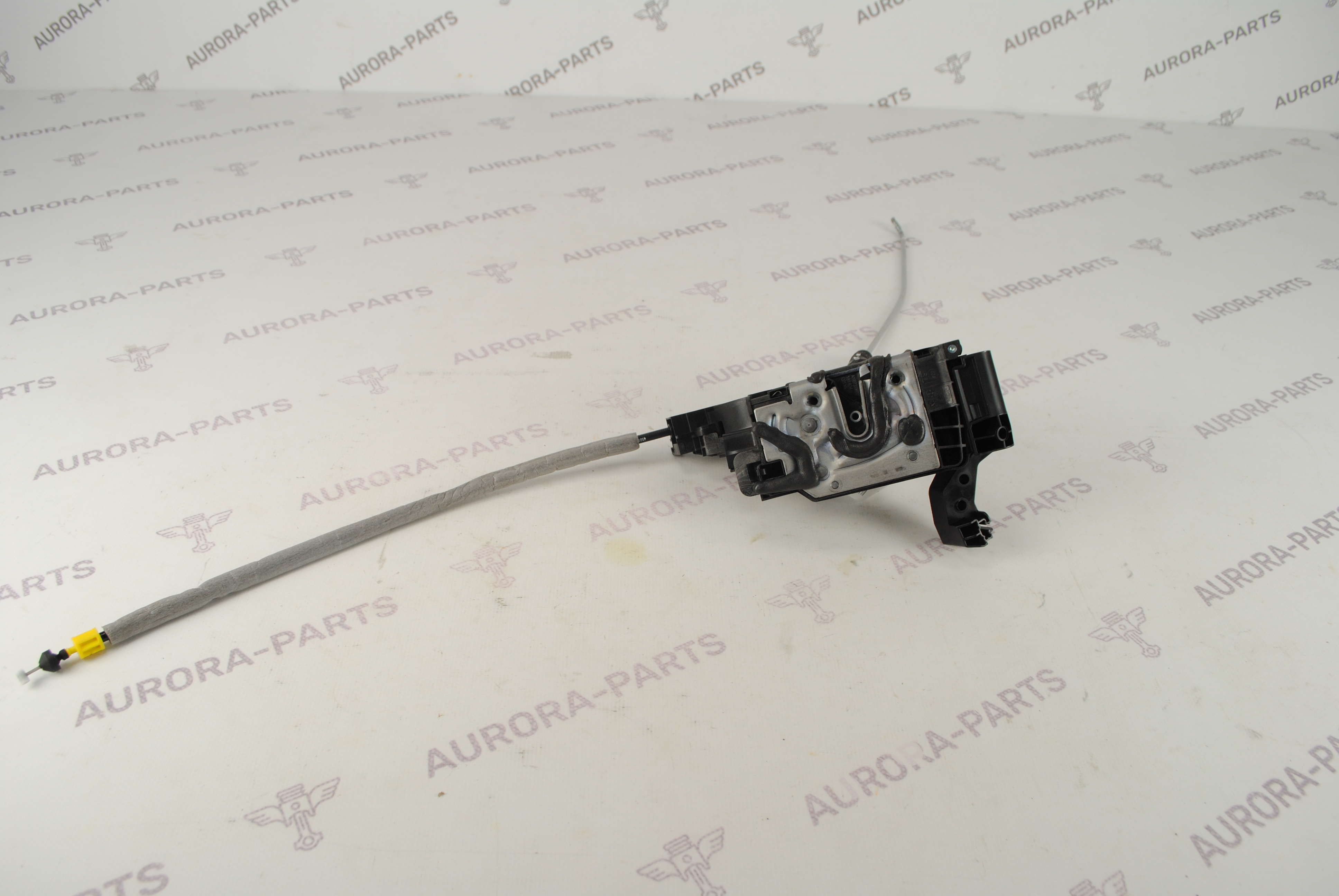 Замок задней двери RH Mercedes S-Klasse