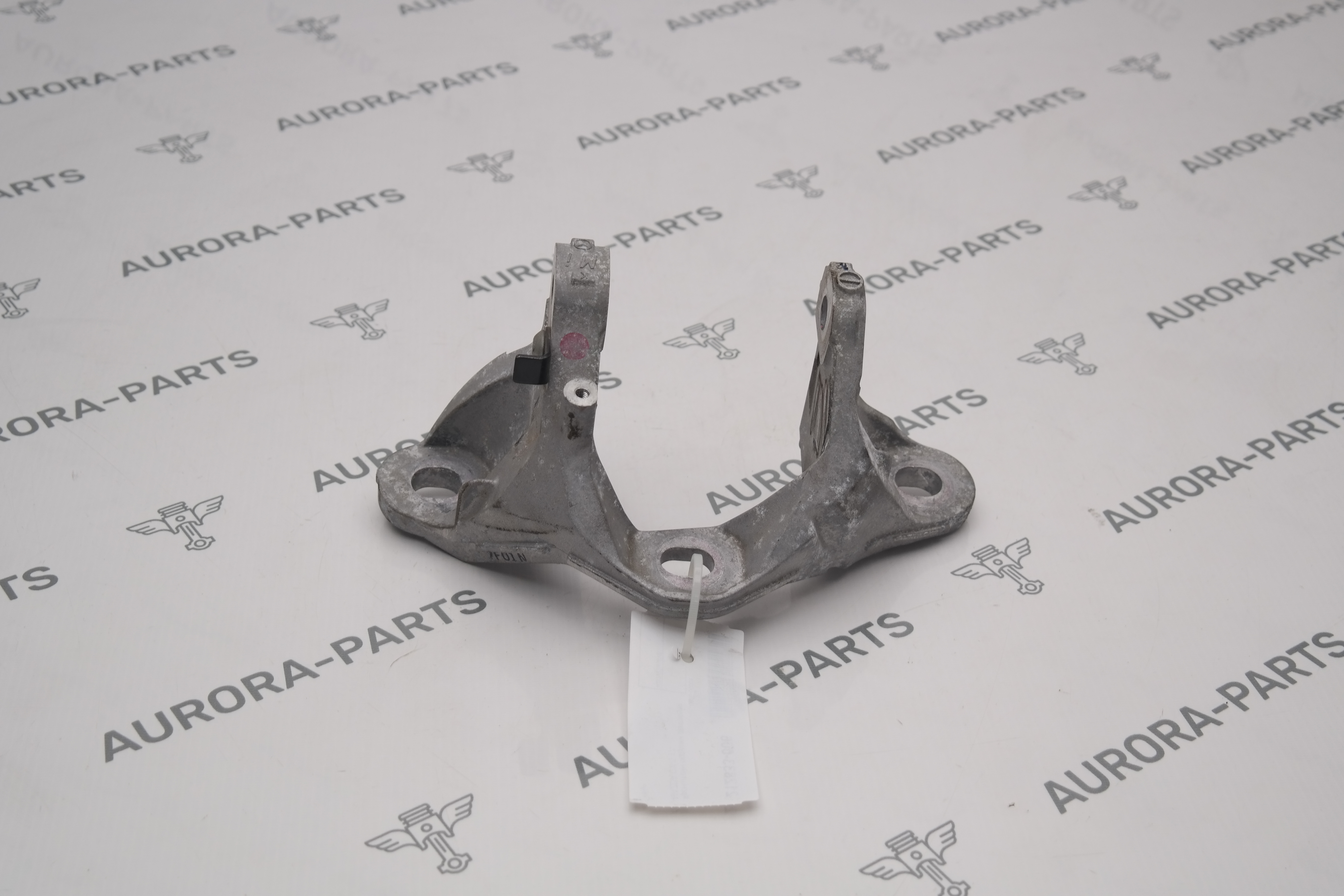 Кронштейн подушки двигателя Mazda CX-5