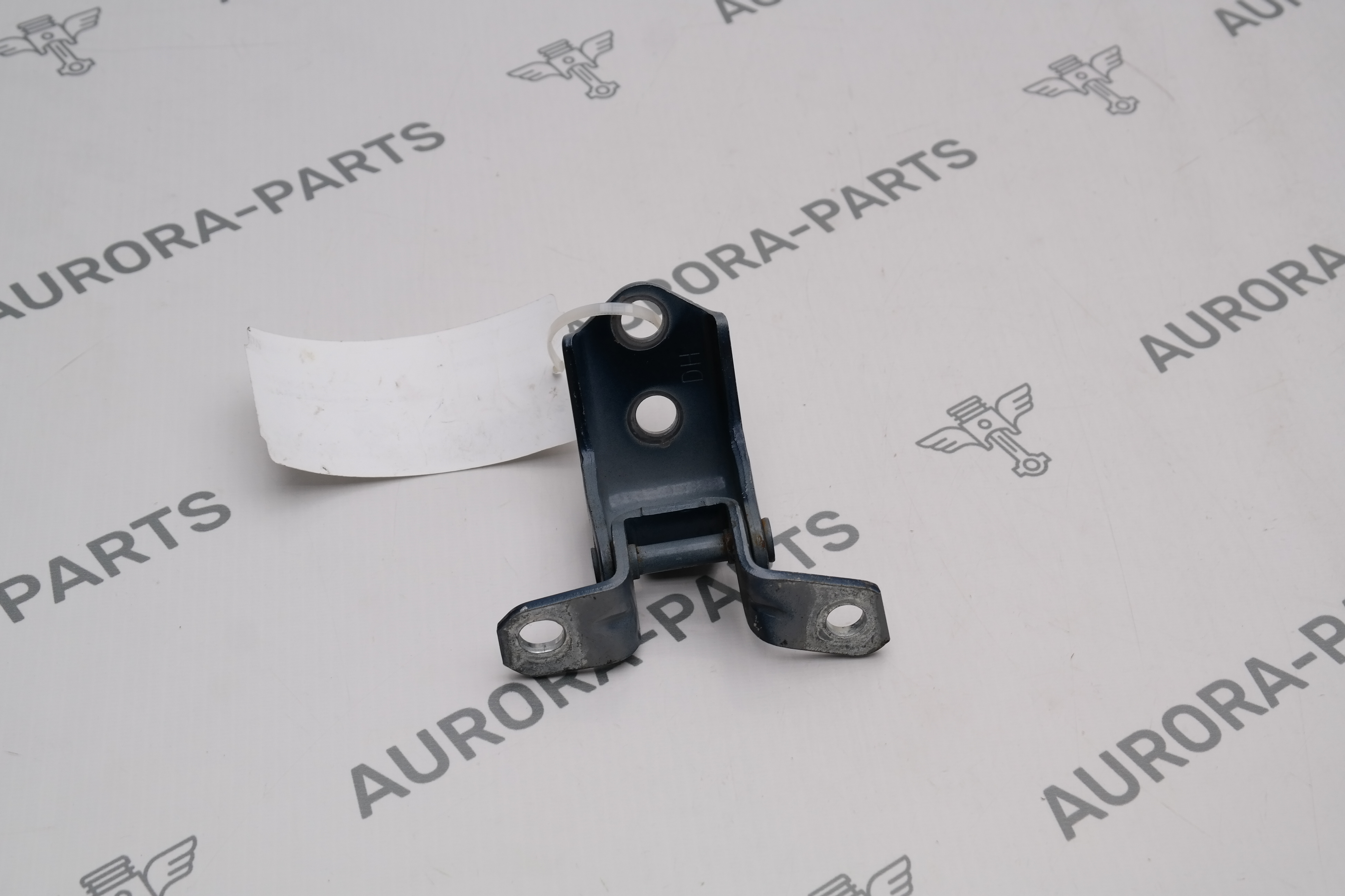 Петля двери передняя нижняя LH Mazda CX-5