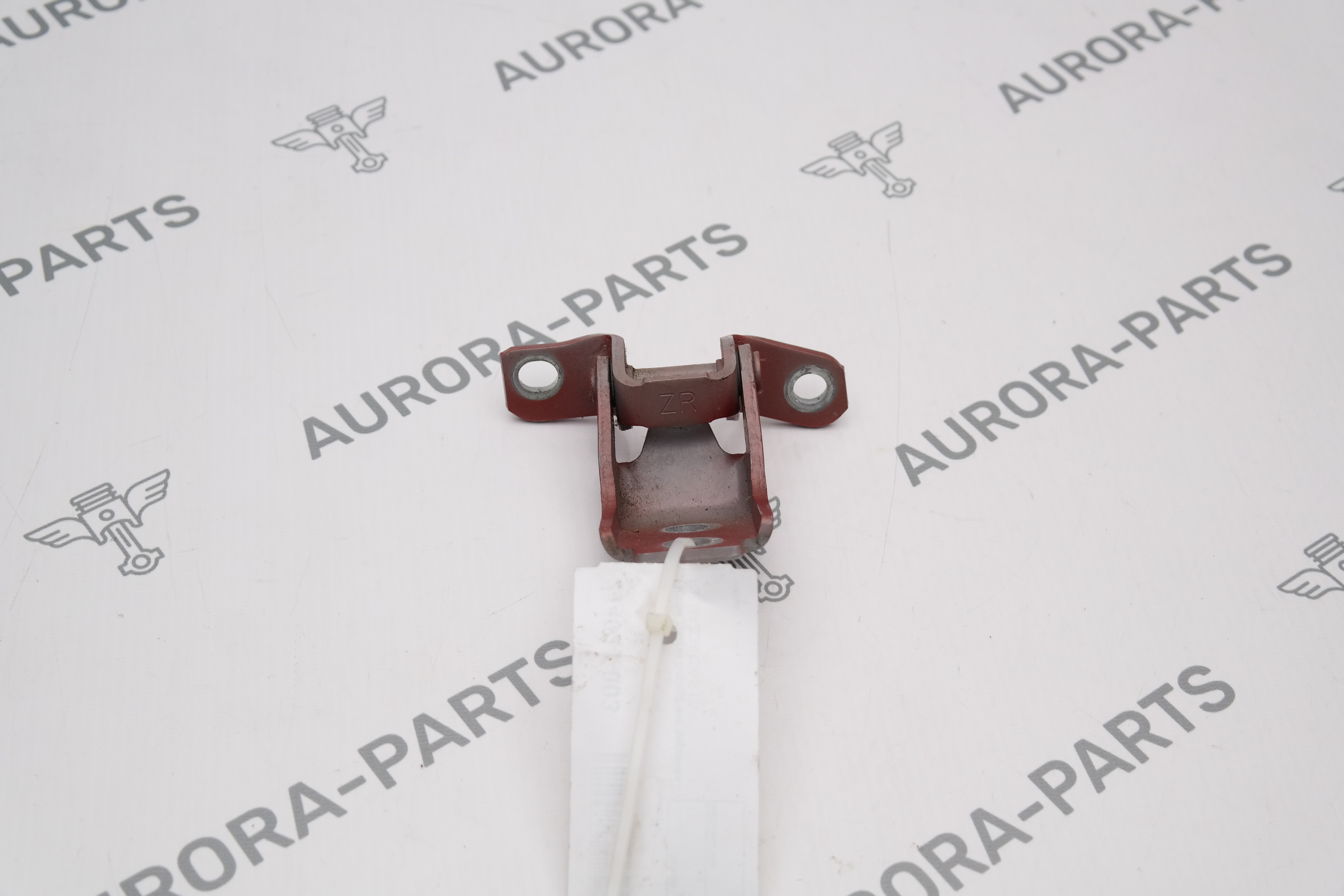 Петля двери передняя верхняя RH Mazda CX-5