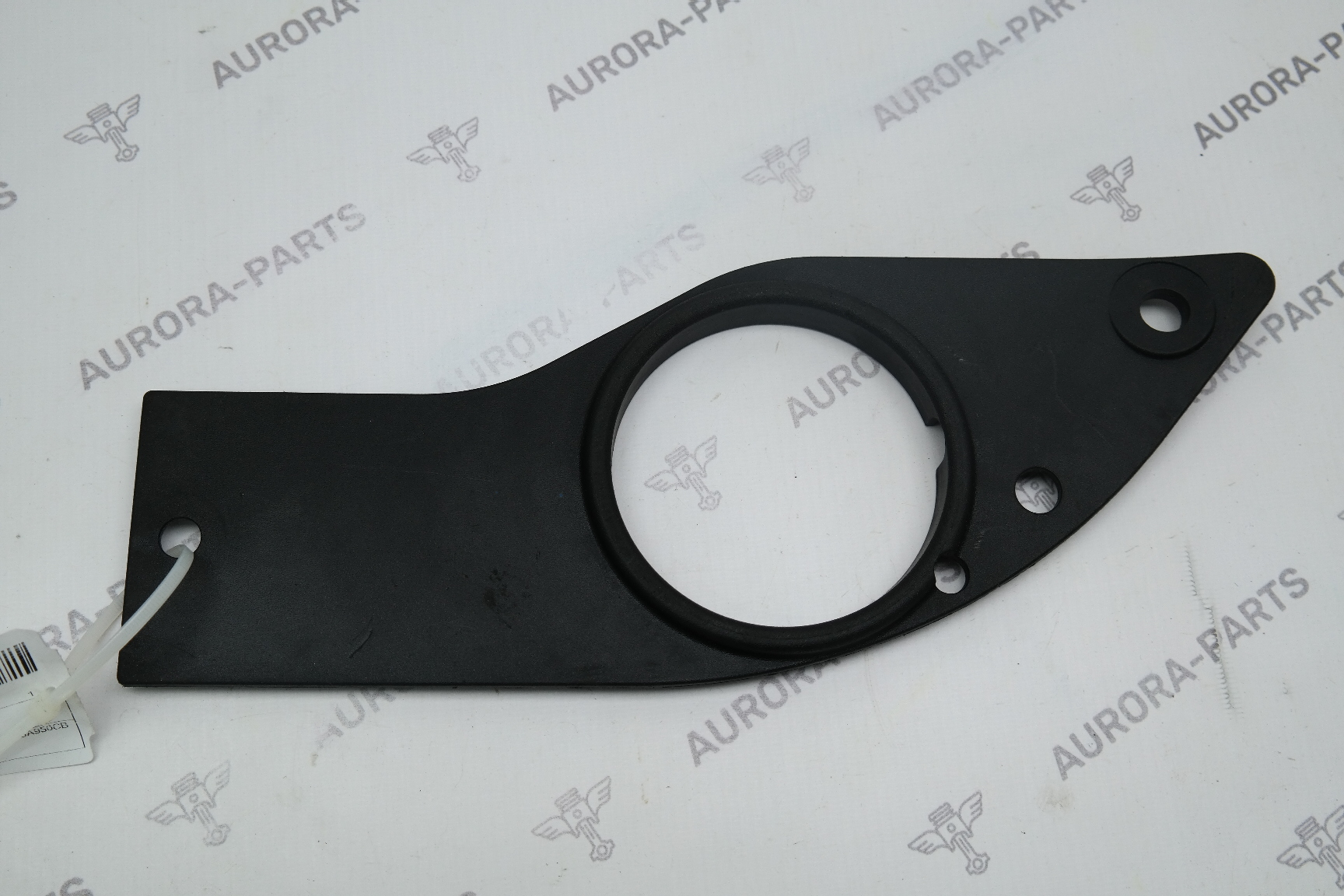 Молдинг передней панели LH Land Rover Discovery