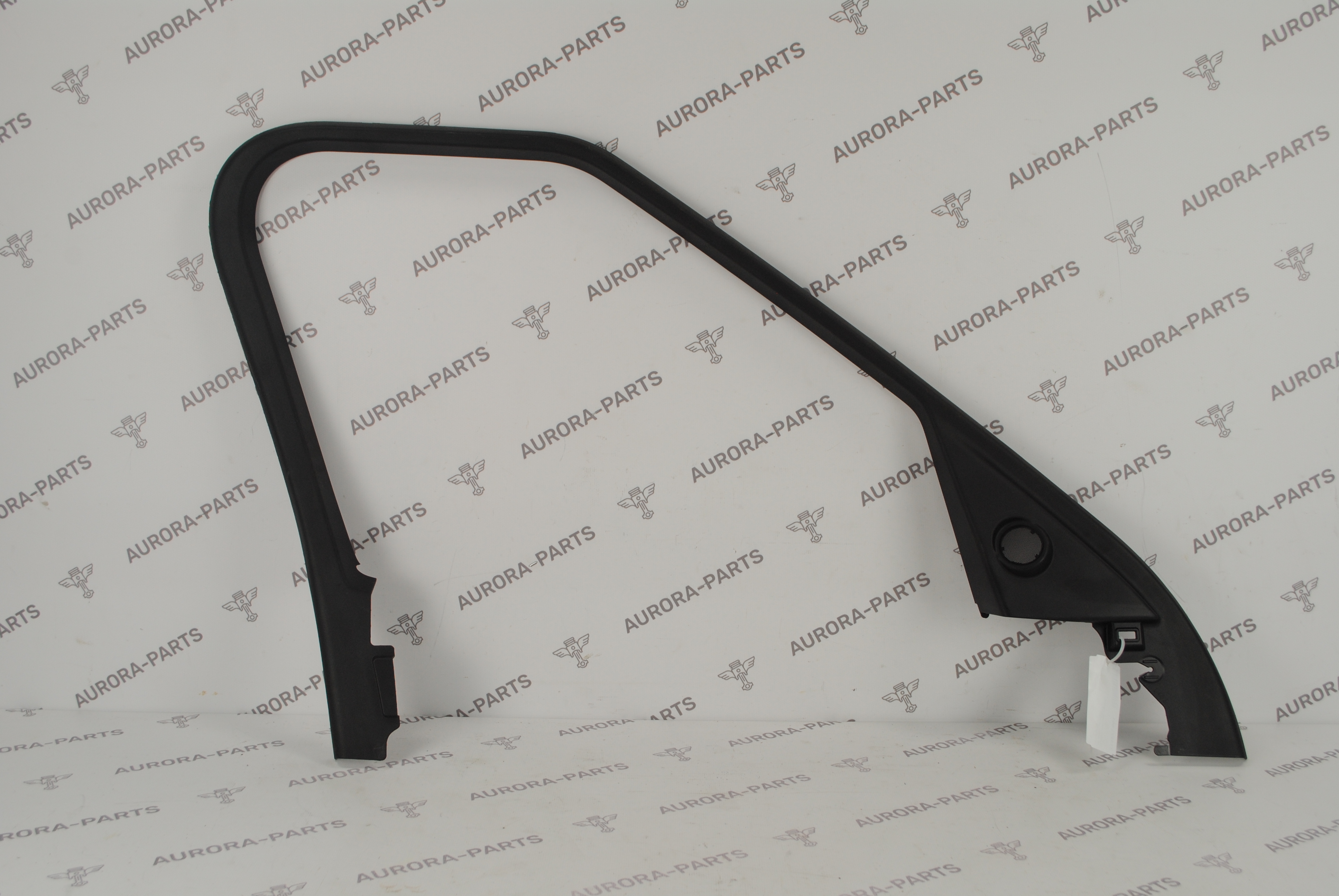 Молдинг рамы окна передней двери (внутри салона) LH Land Rover Discovery