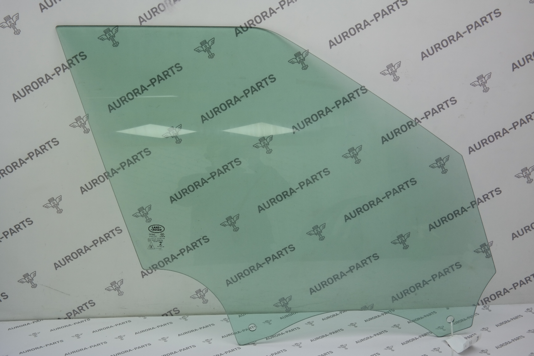 Стекло передней двери RH Land Rover Discovery