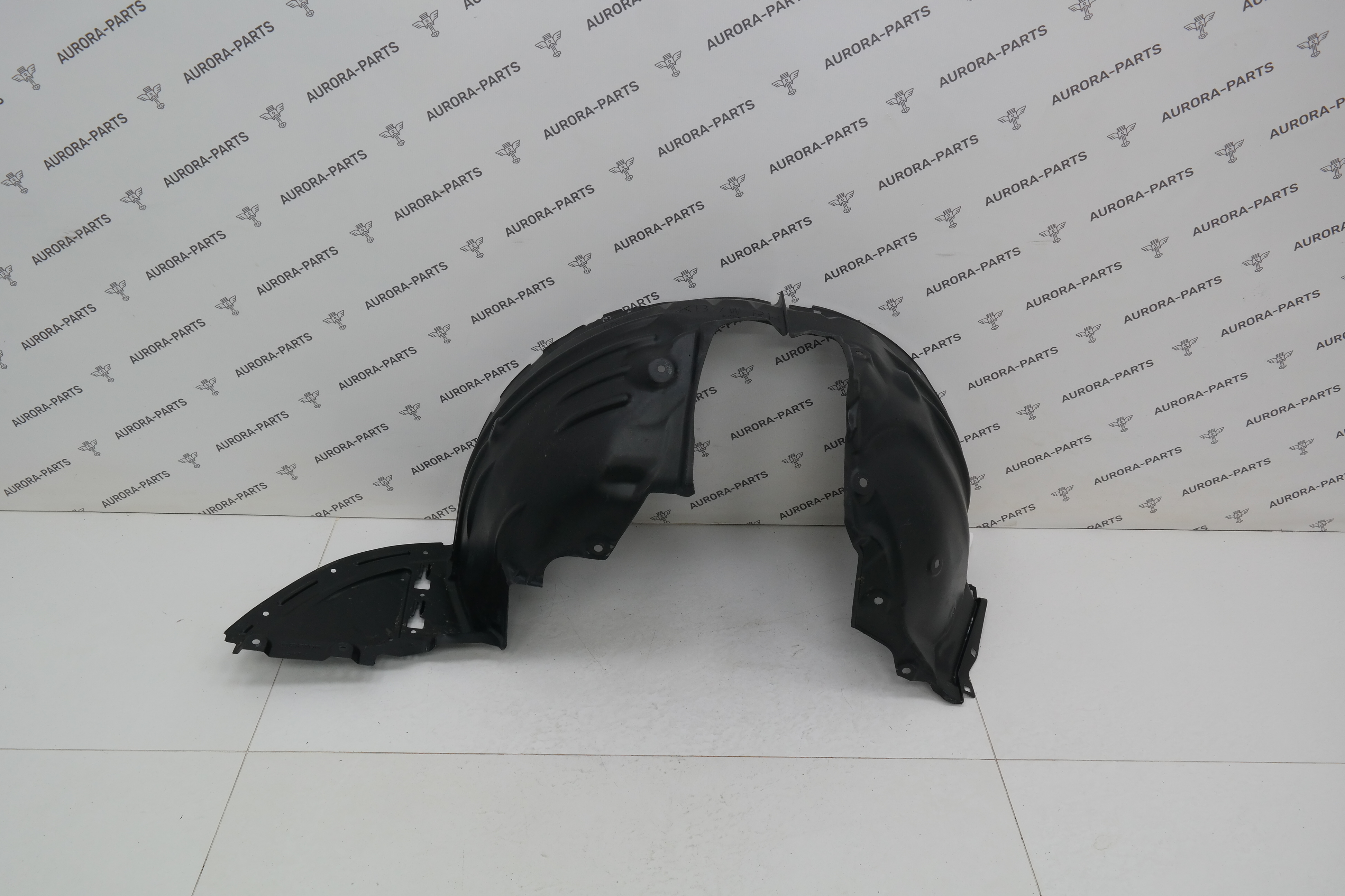 Подкрылок передний RH Mazda CX-5