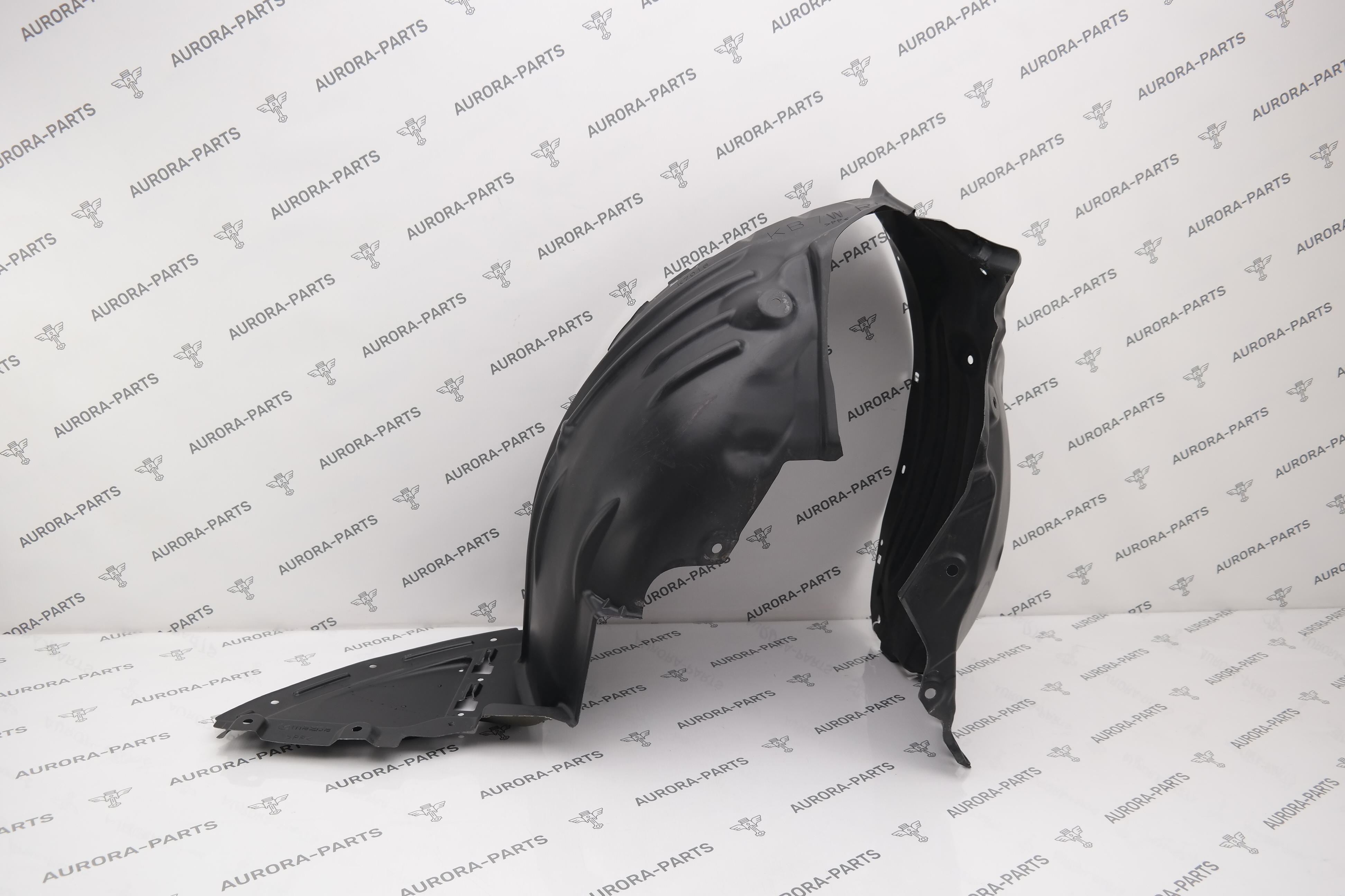 Подкрылок передний RH Mazda CX-5