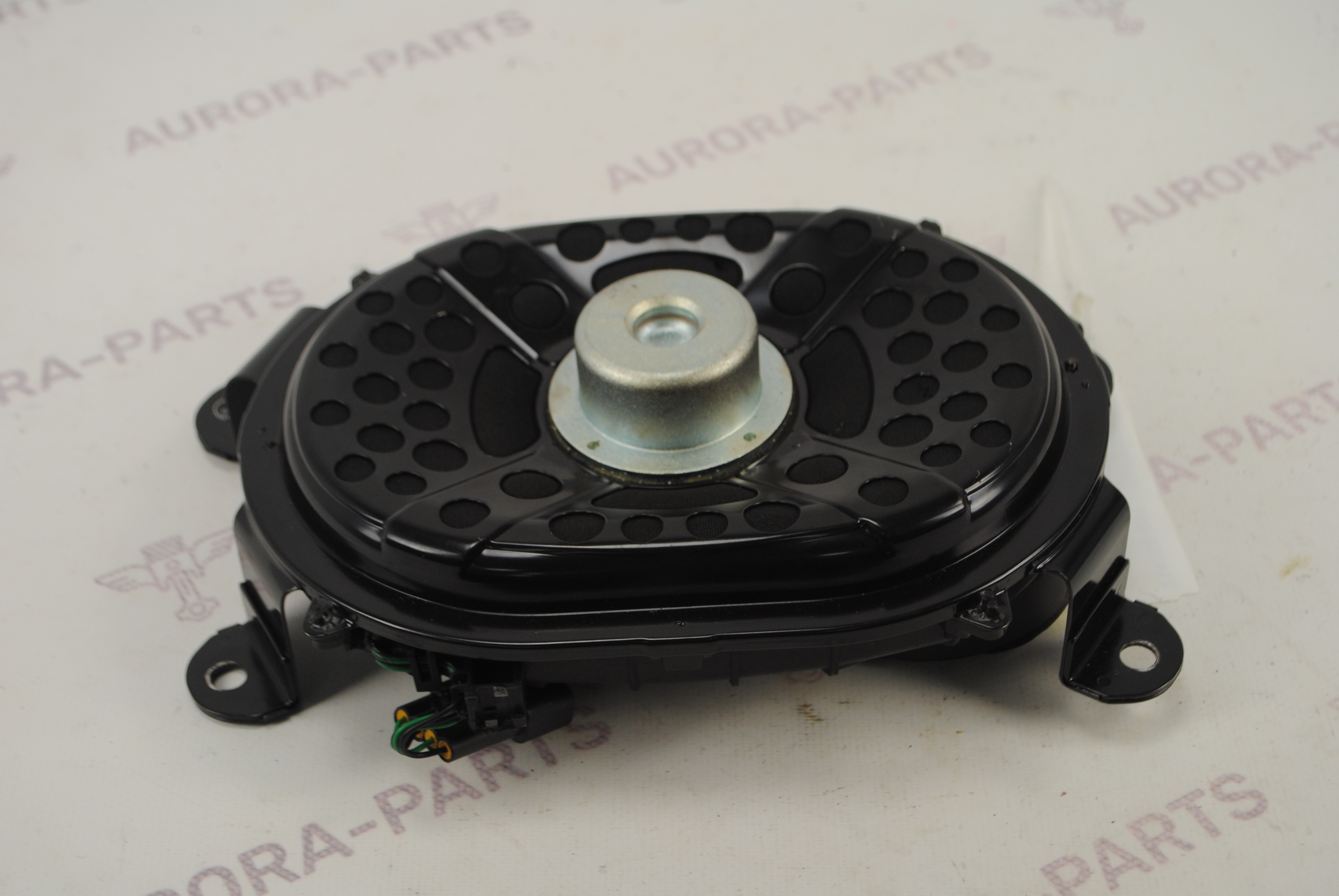 Сабвуфер Land Rover Discovery