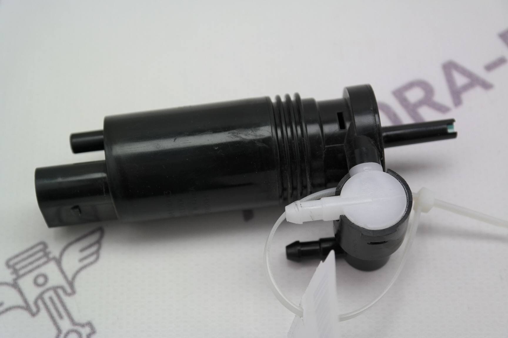 Насос стеклоомывателя Land Rover Range Rover Sport