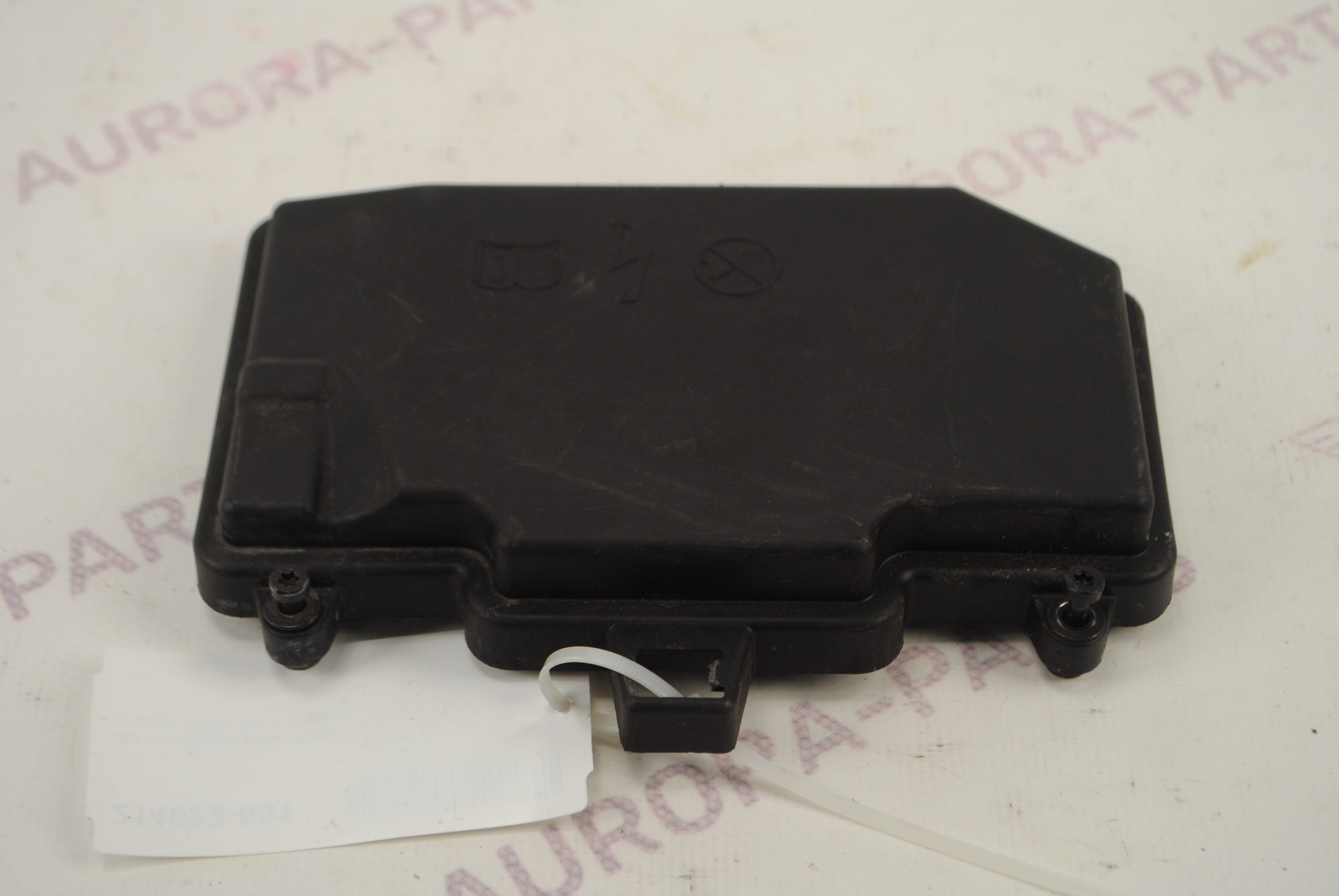 Крышка блока реле Mercedes S-Klasse