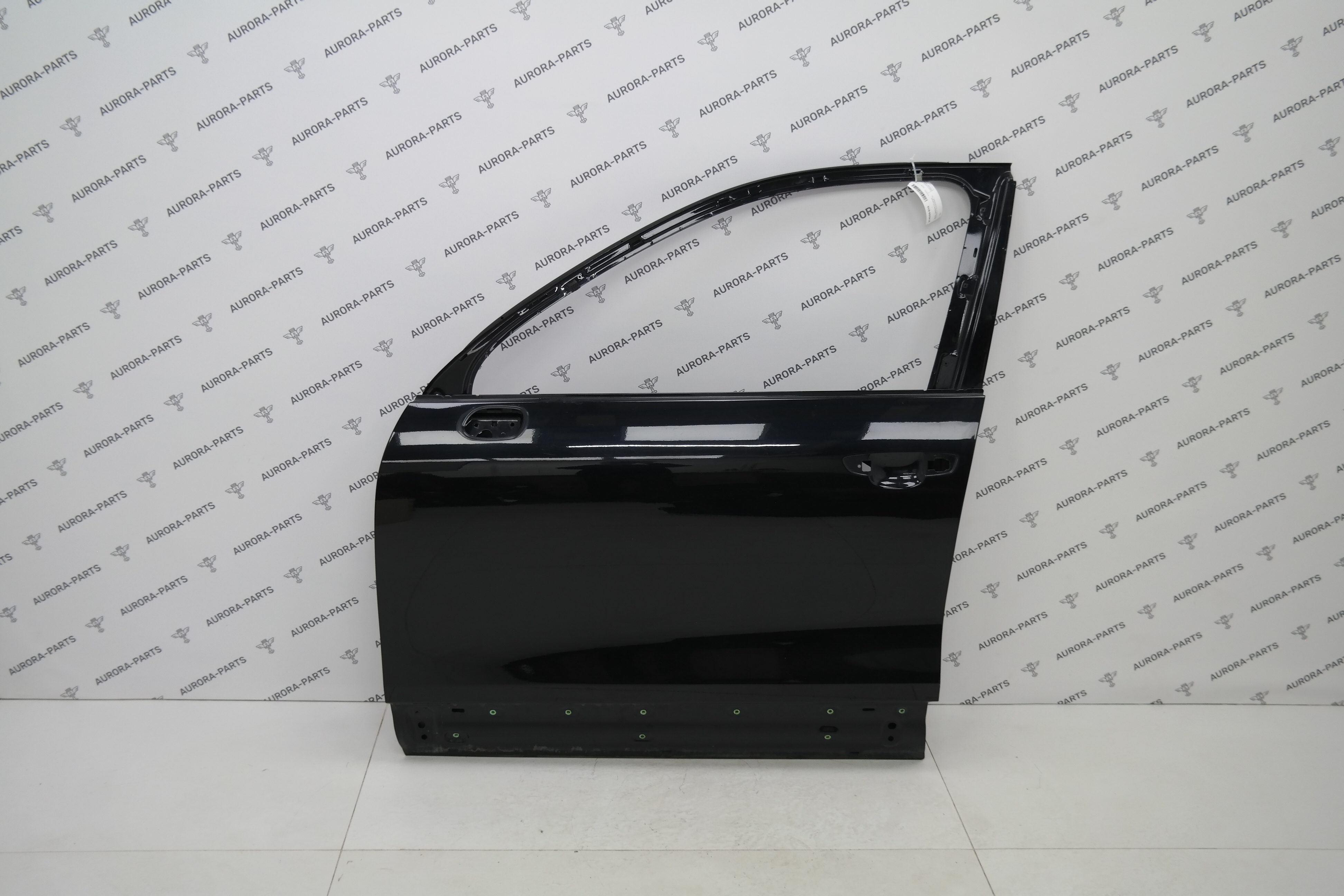 Дверь передняя LH (голая) VW Touareg