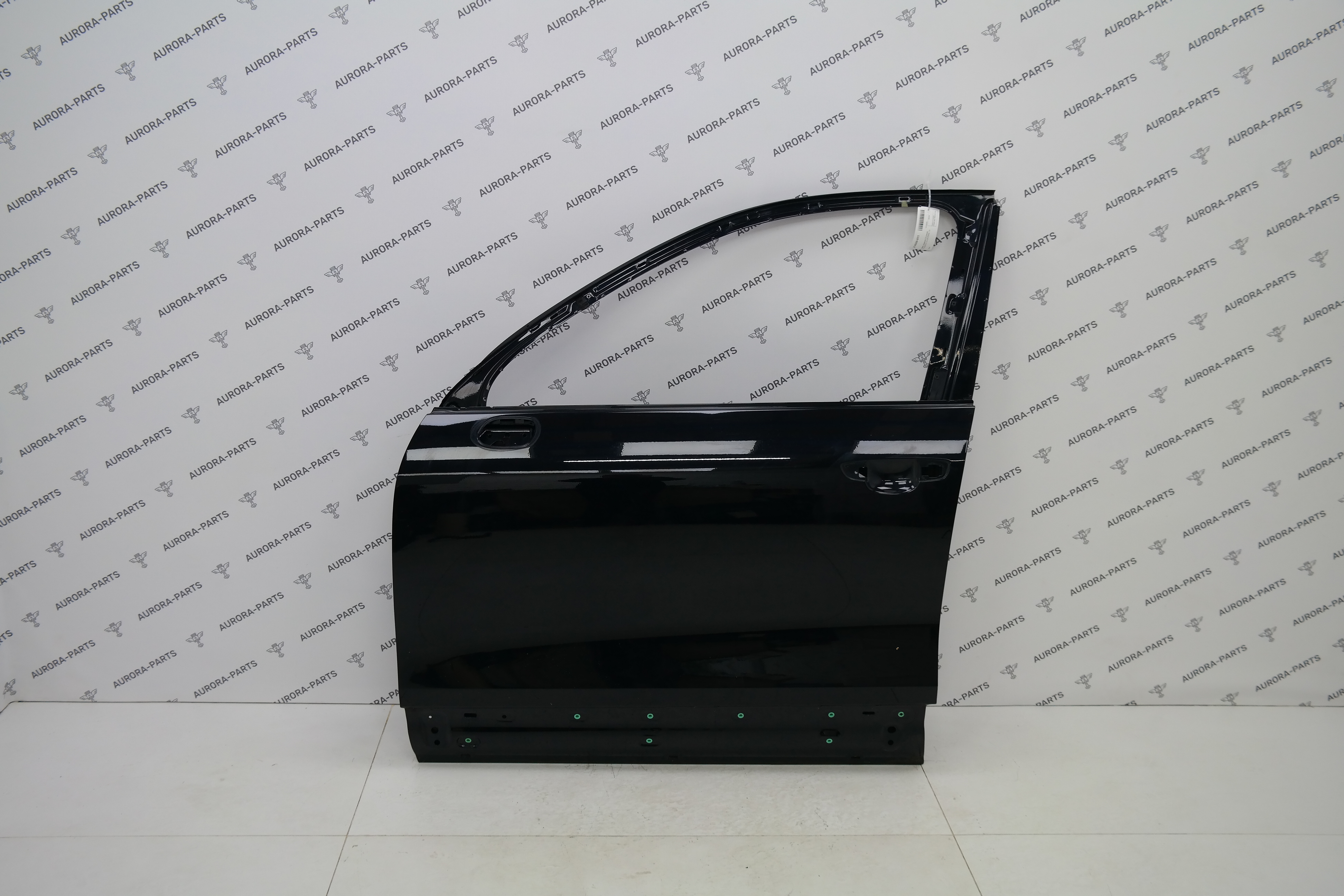 Дверь передняя LH (голая) VW Touareg