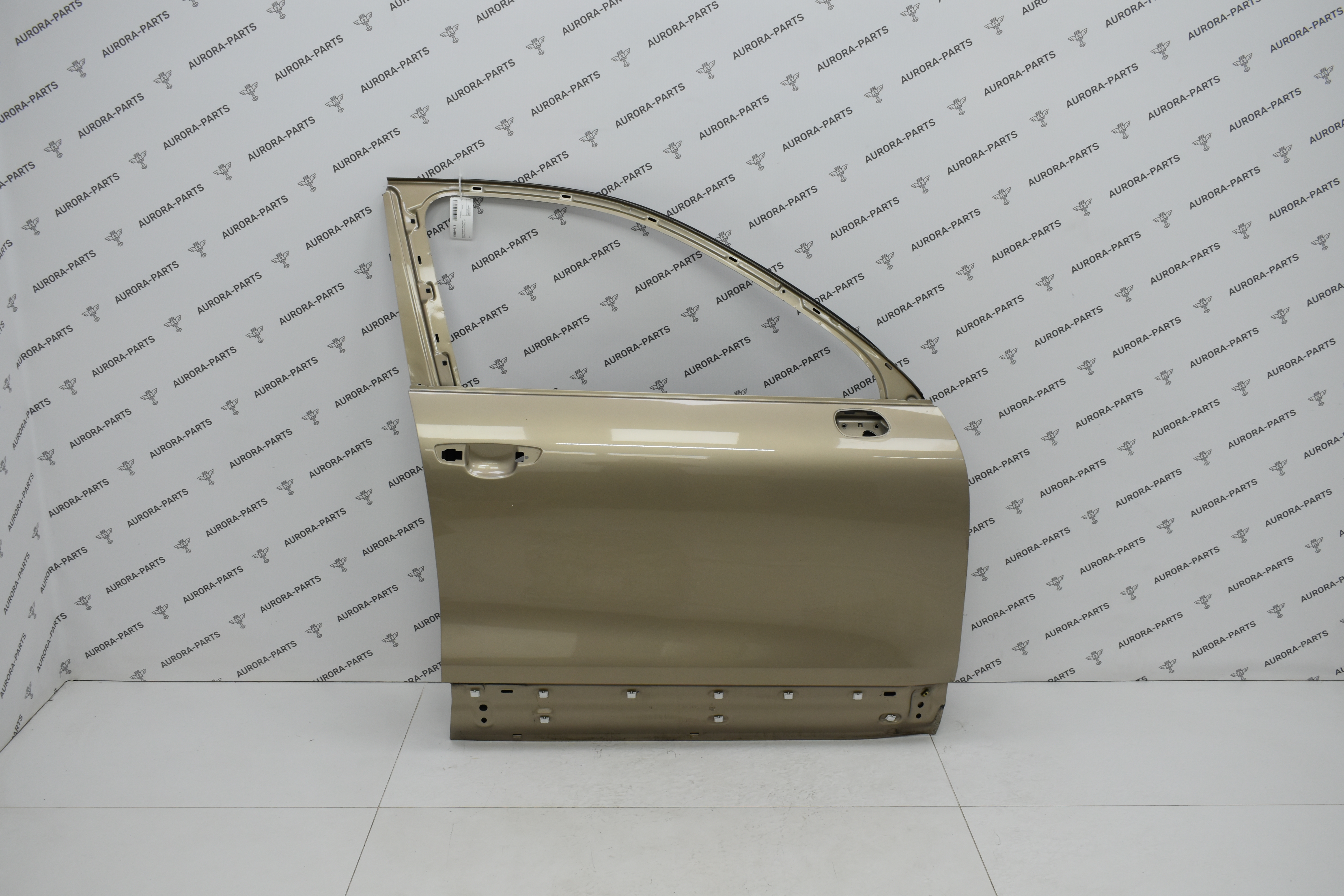 Дверь передняя RH (голая) VW Touareg