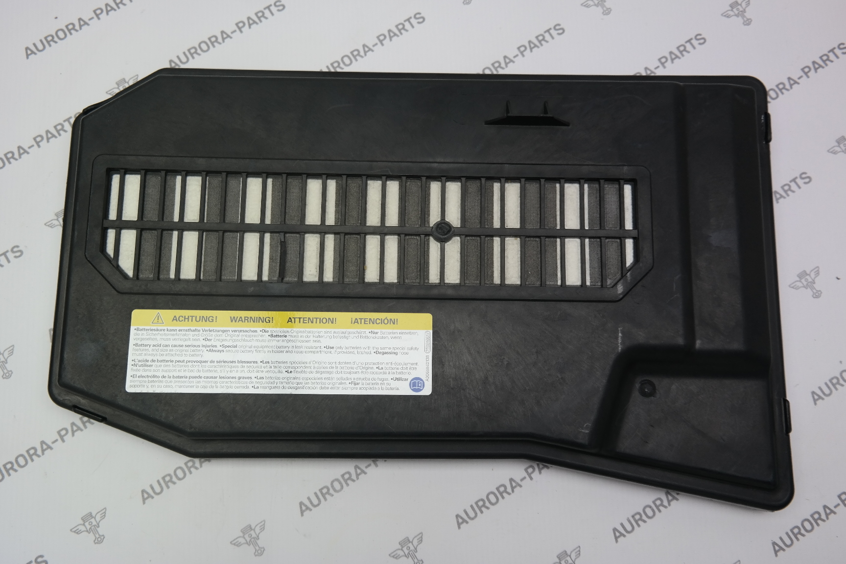 Крышка аккумулятора Audi Q7