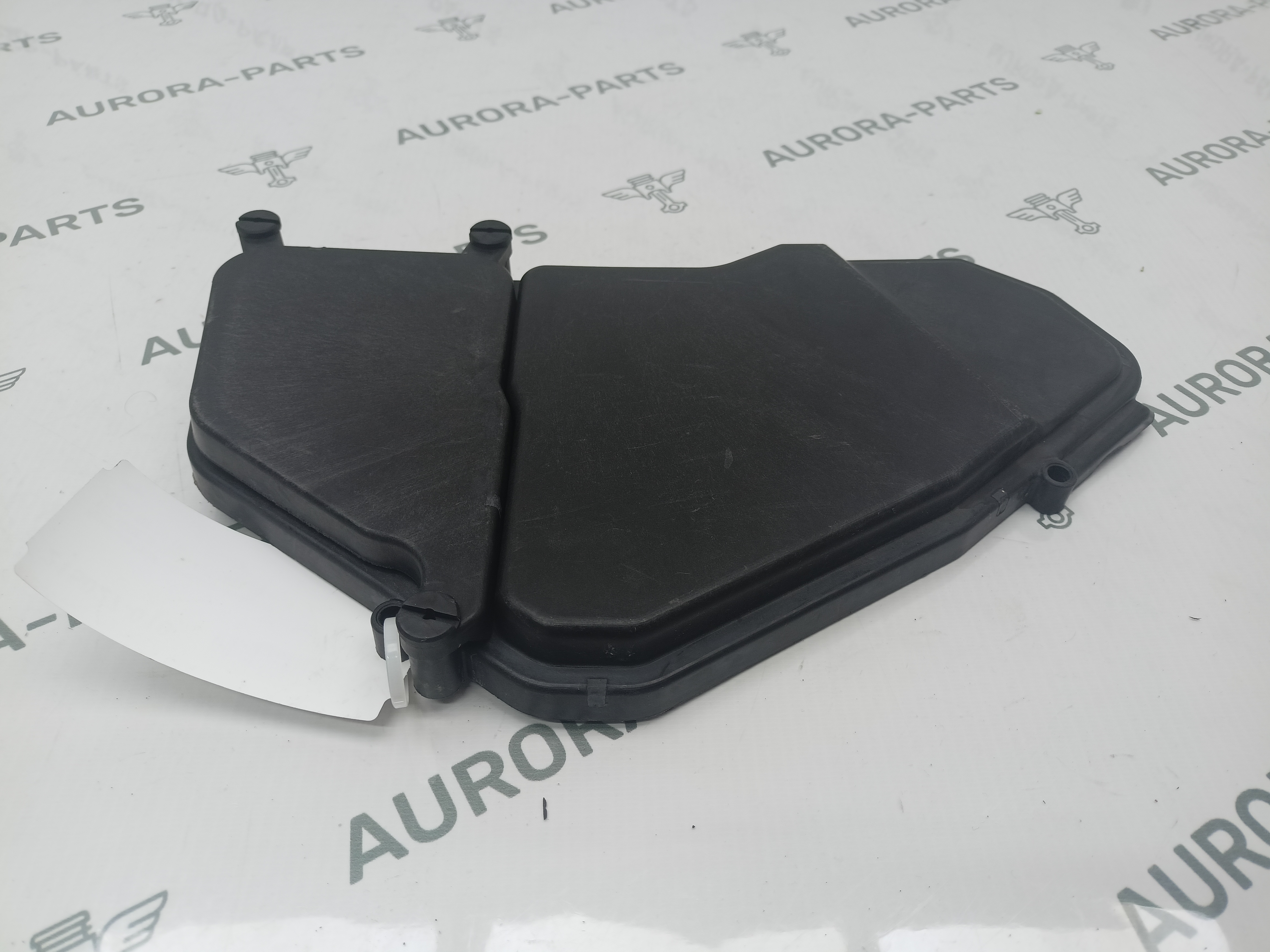 Крышка блока предохранителей Audi Q7