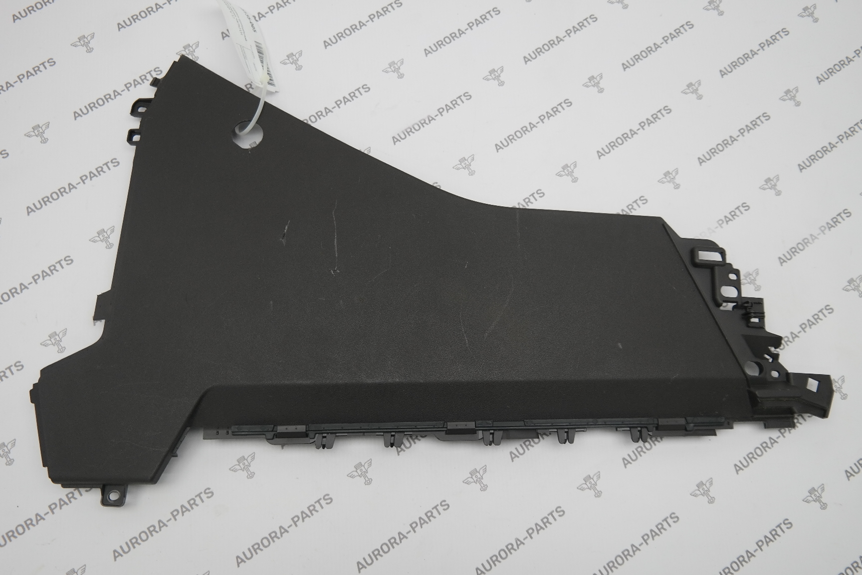 Панель отделки центральной консоли (задняя часть) LH Land Rover Discovery