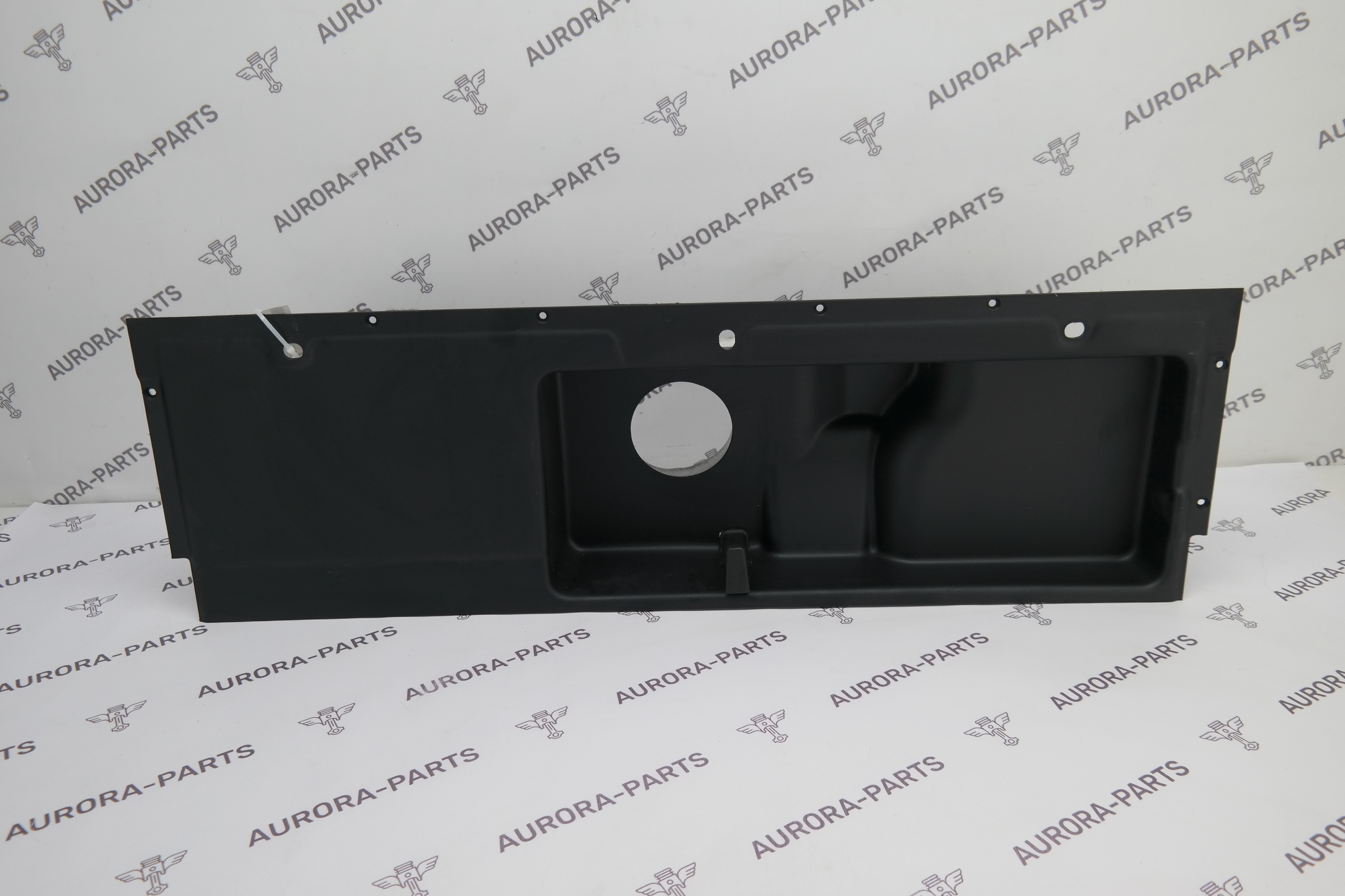 Ящик для мелочей под полом багажного отделения Land Rover Discovery