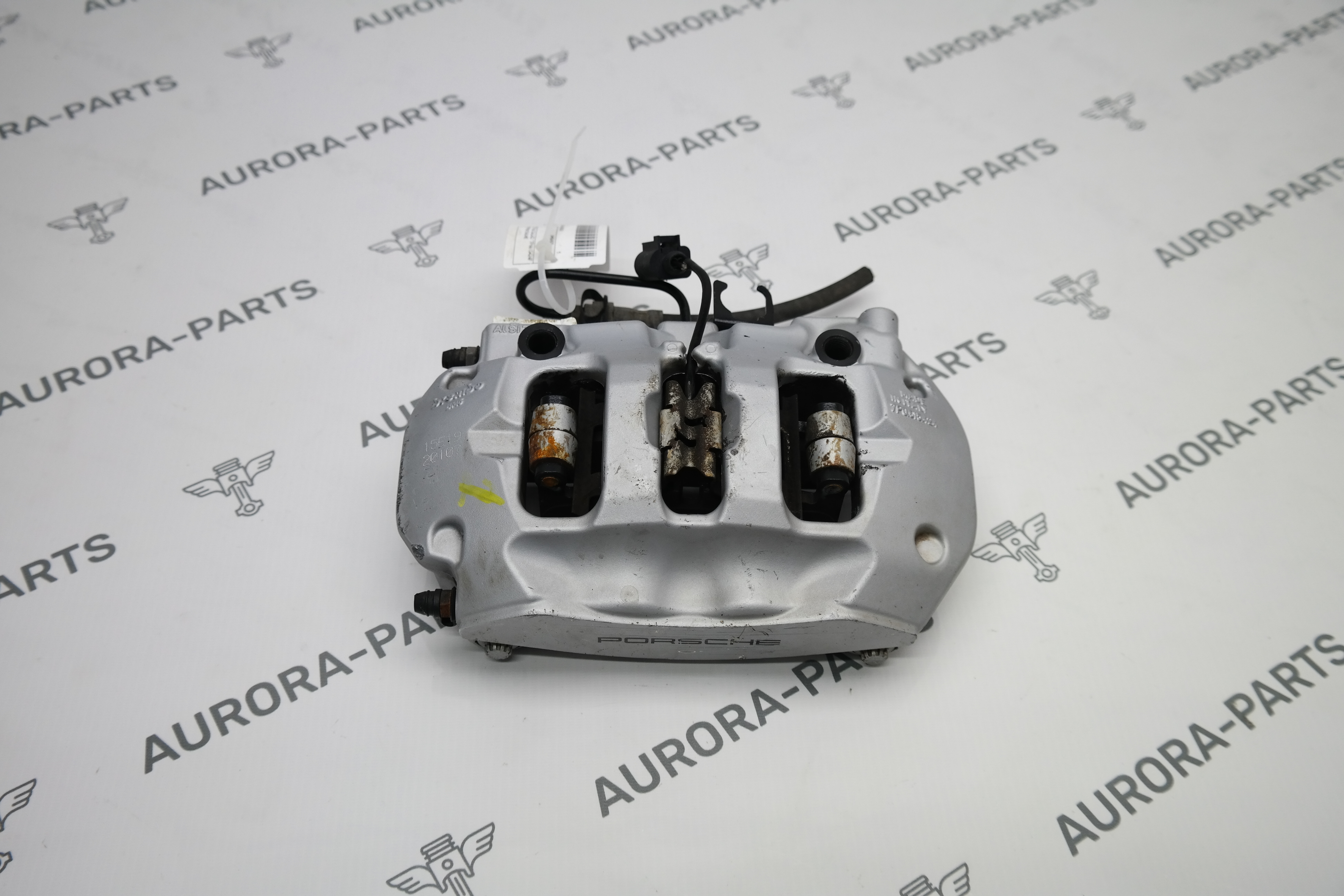 Суппорт тормозной задний RH VW Touareg