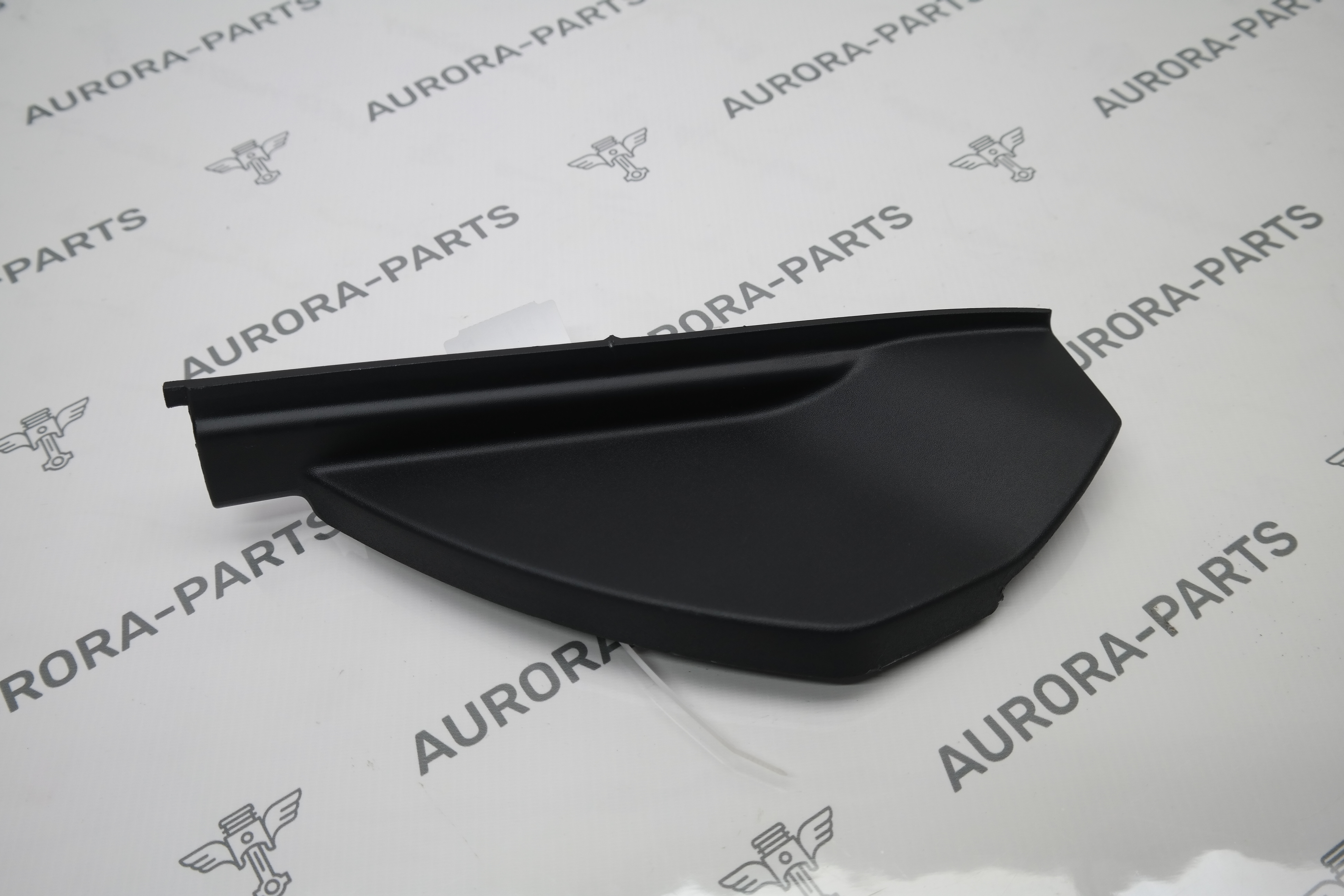 Накладка торпеды LH Mercedes GLE-Coupe