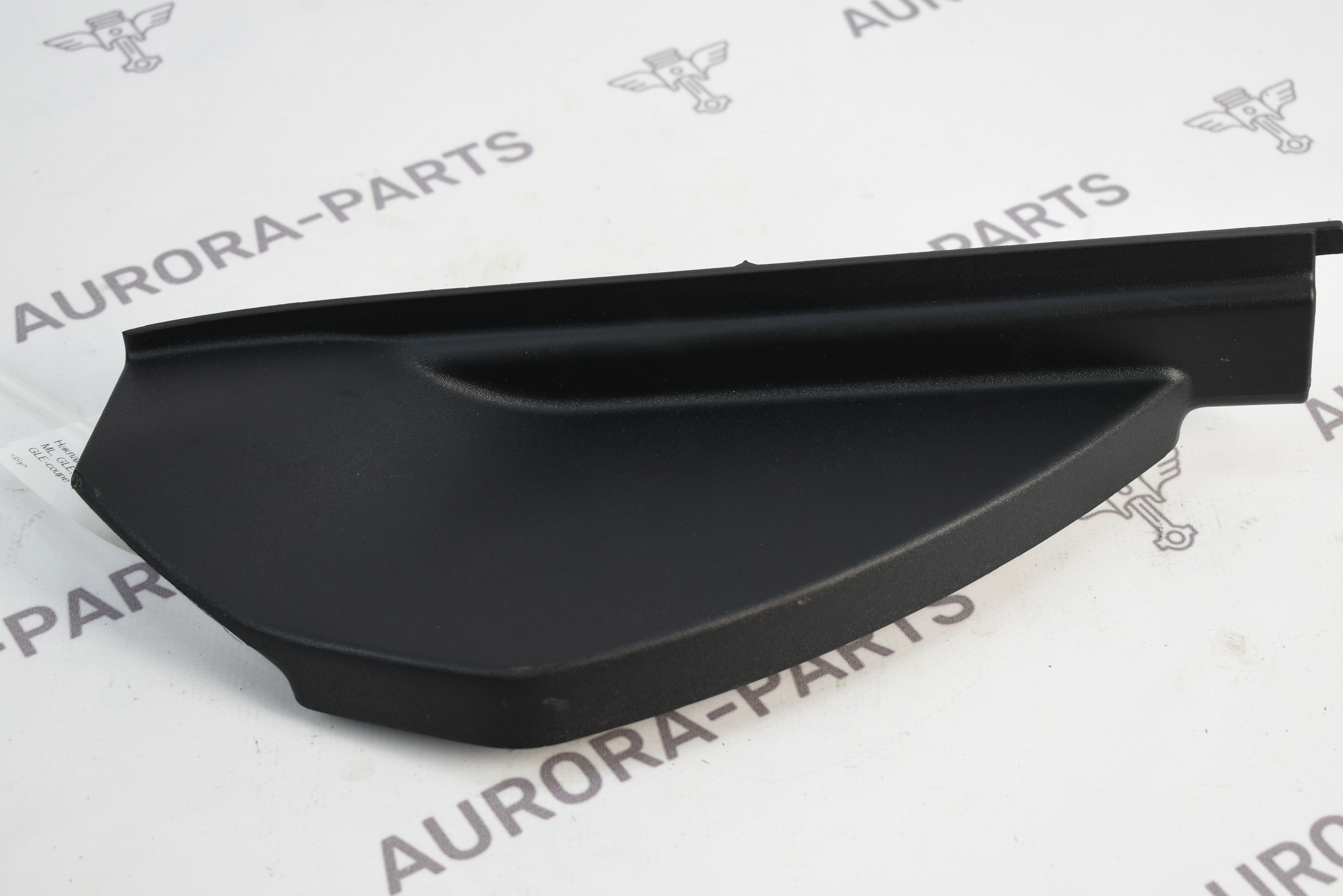 Накладка торпеды RH Mercedes GLE-Coupe