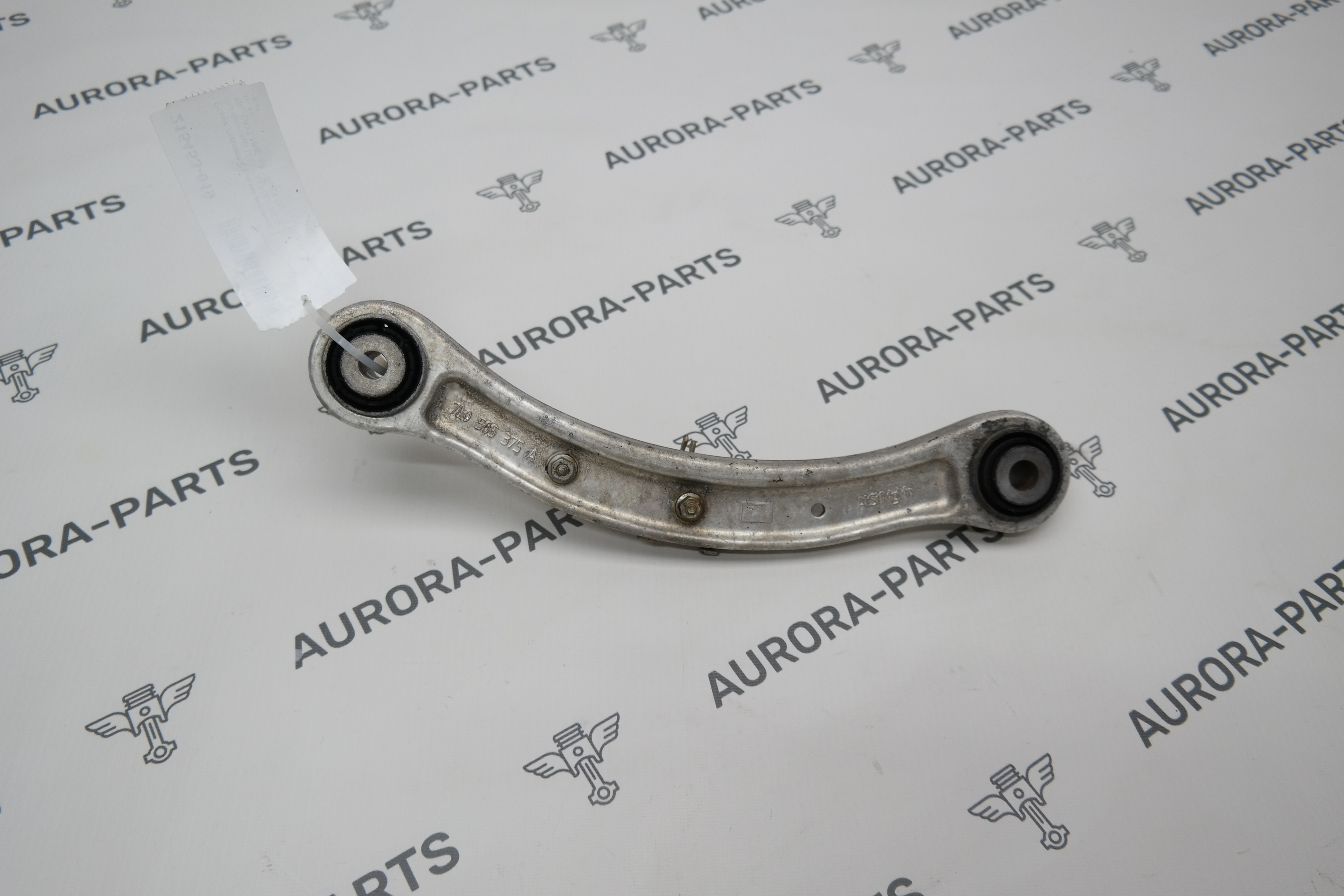 Рычаг подвески задний верхний поперечный LH = RH VW Touareg