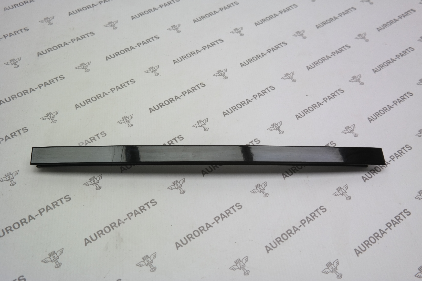 Молдинг, перемычка задней двери RH Mercedes GLE-Coupe