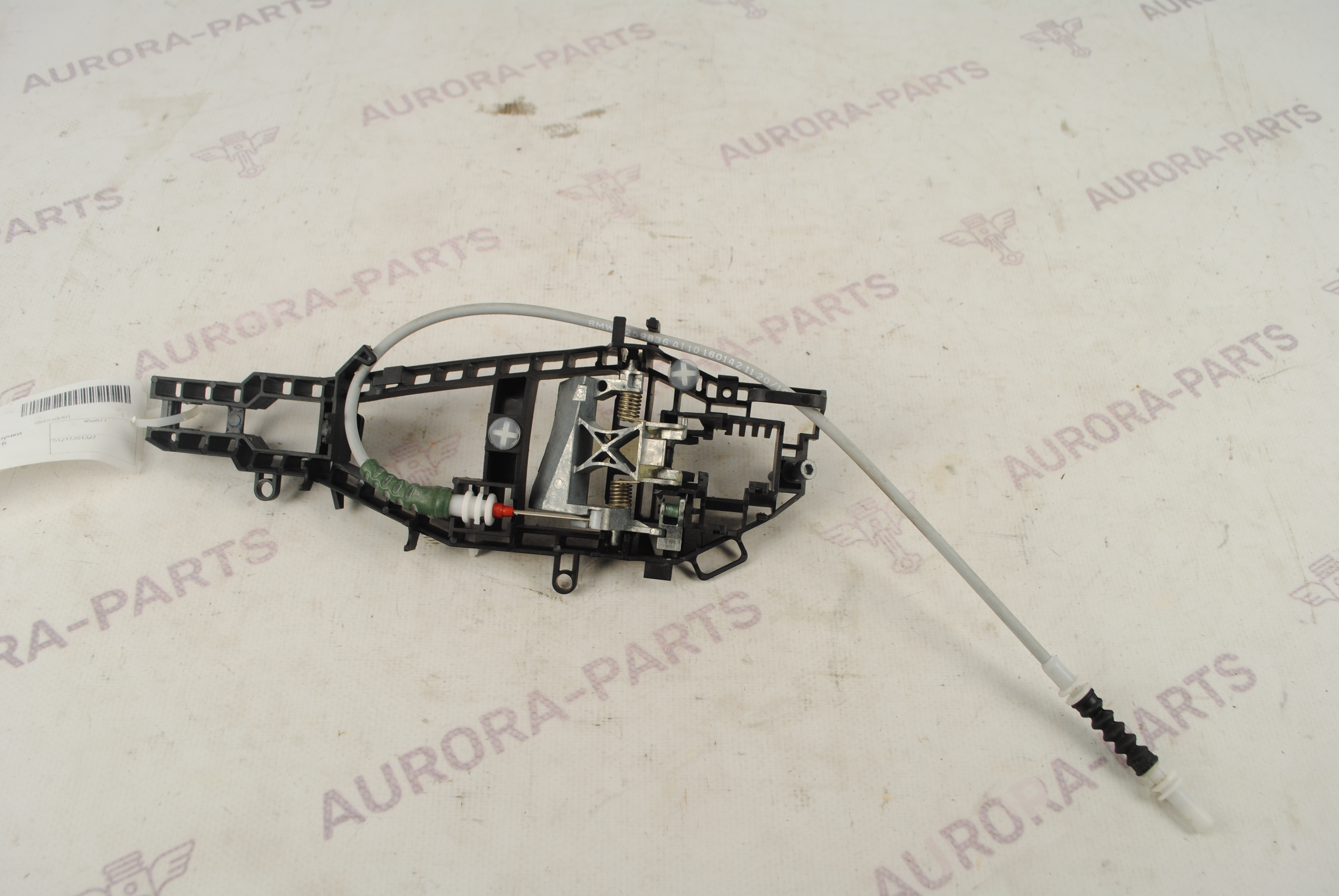 Кронштейн наружней ручки (Опора) LH BMW 3-Series