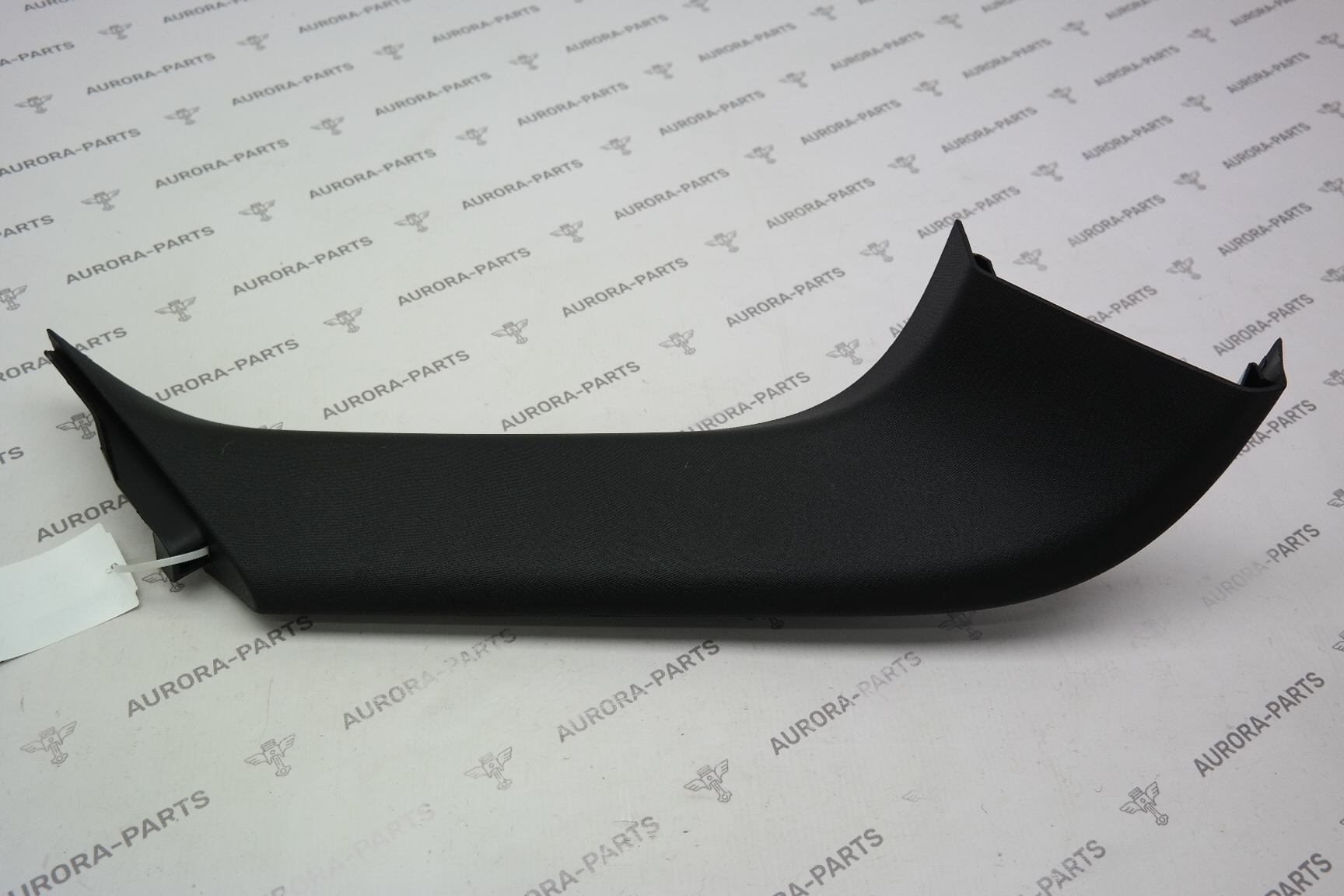 Обшивка крышки багажника LH Mercedes GLE-Coupe