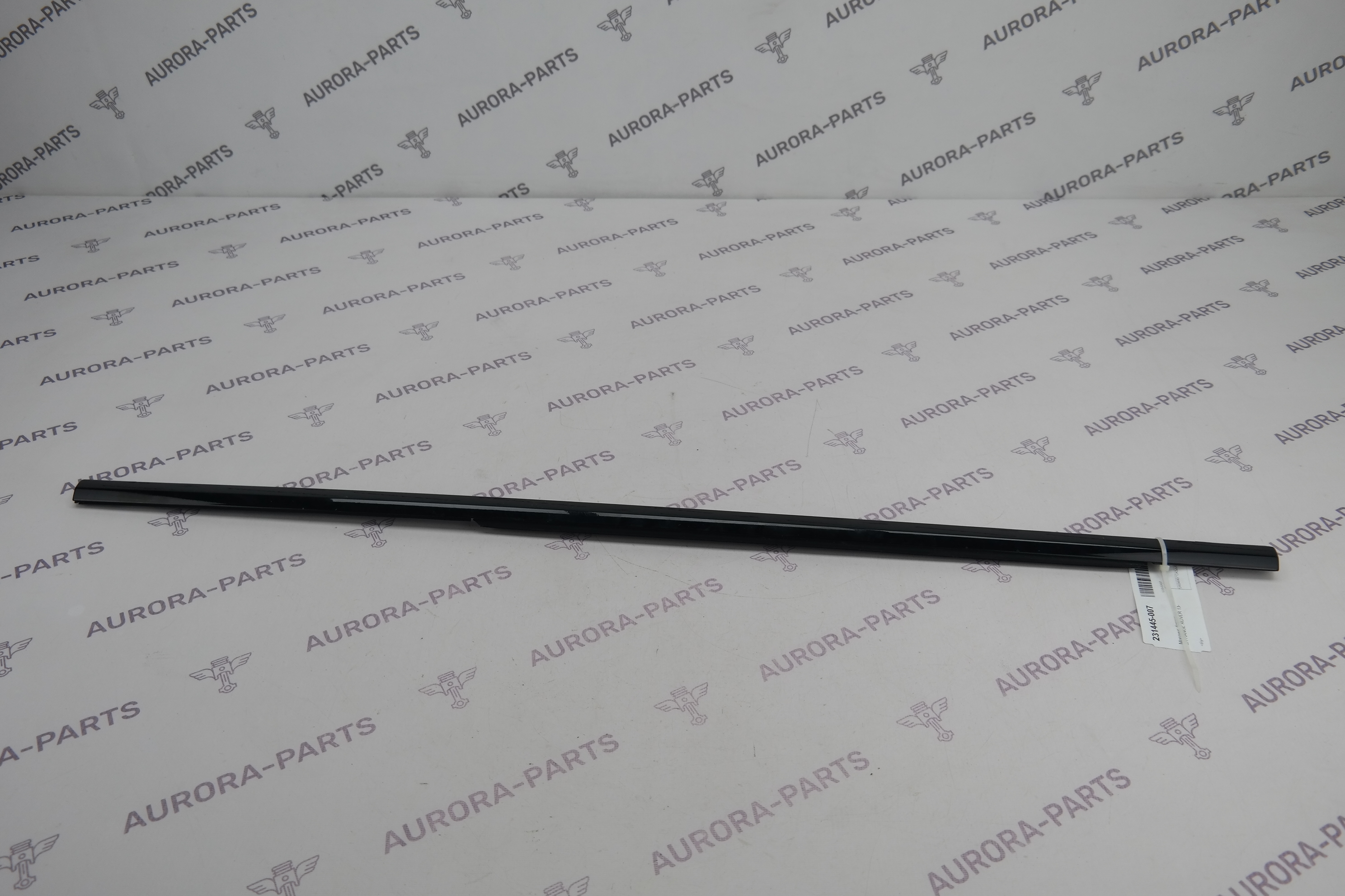 Молдинг, бархотка задней двери LH Land Rover Range Rover 30DDTX