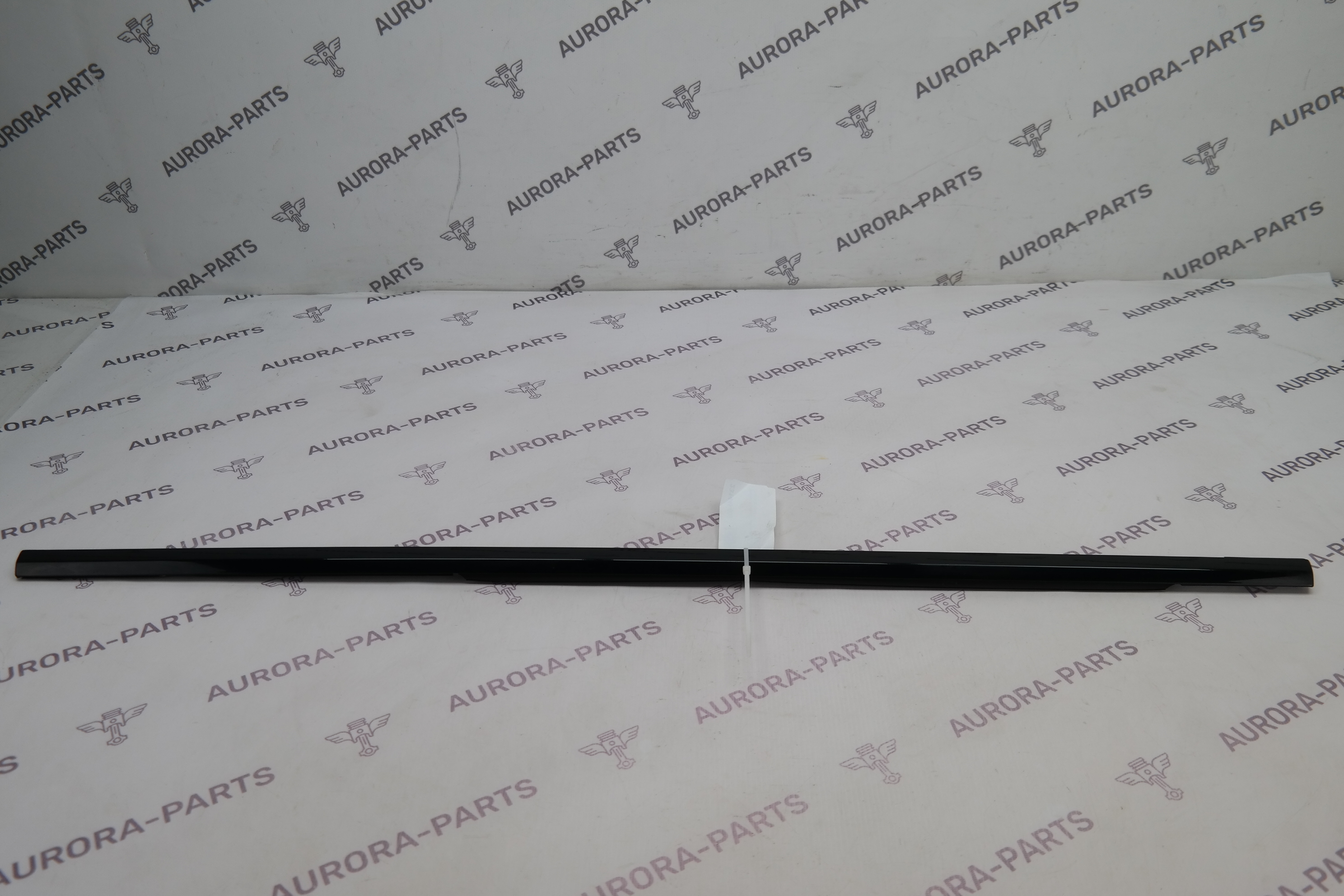 Молдинг, бархотка задней двери LH Land Rover Range Rover 30DDTX