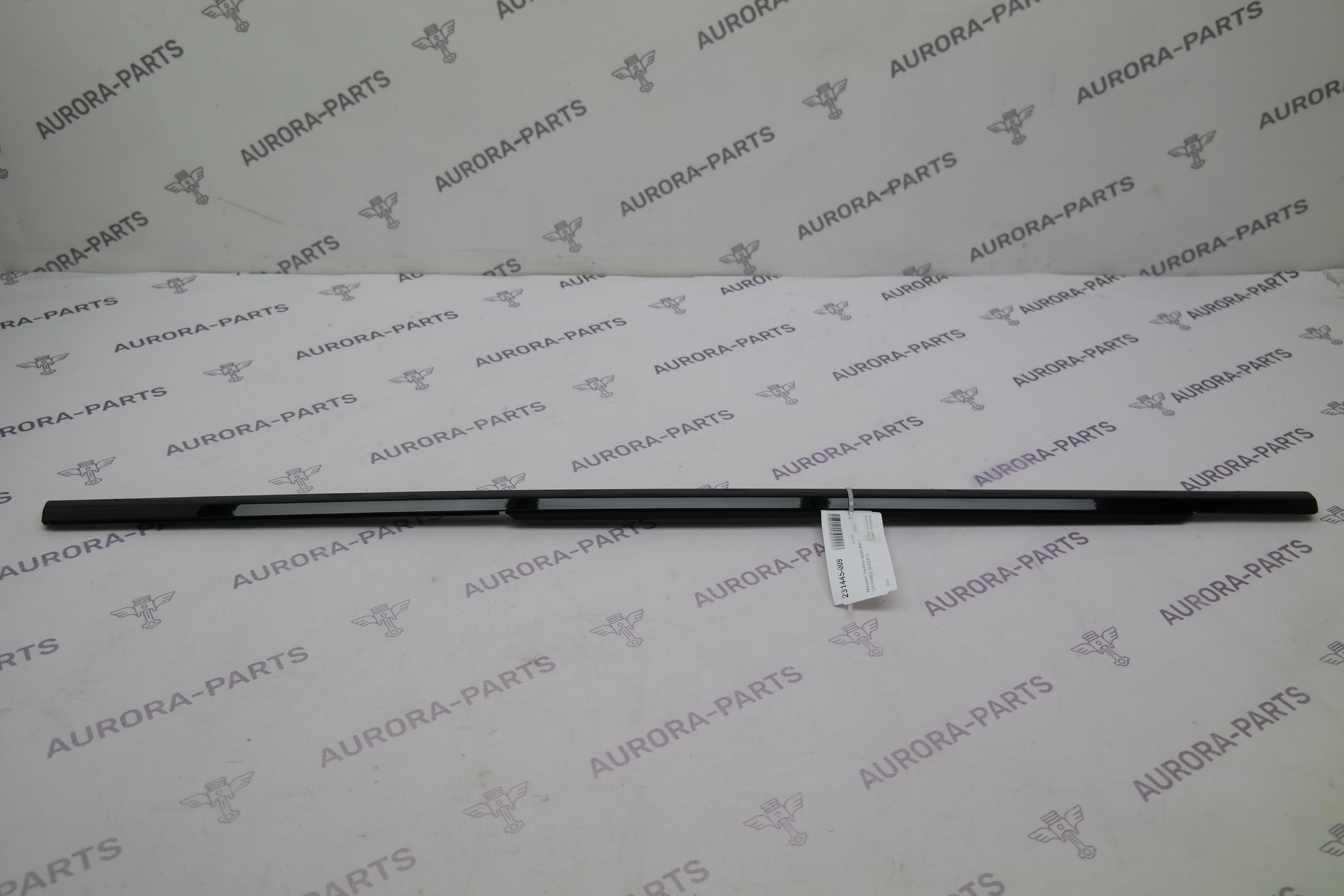 Молдинг, бархотка задней двери LH Land Rover Range Rover 30DDTX