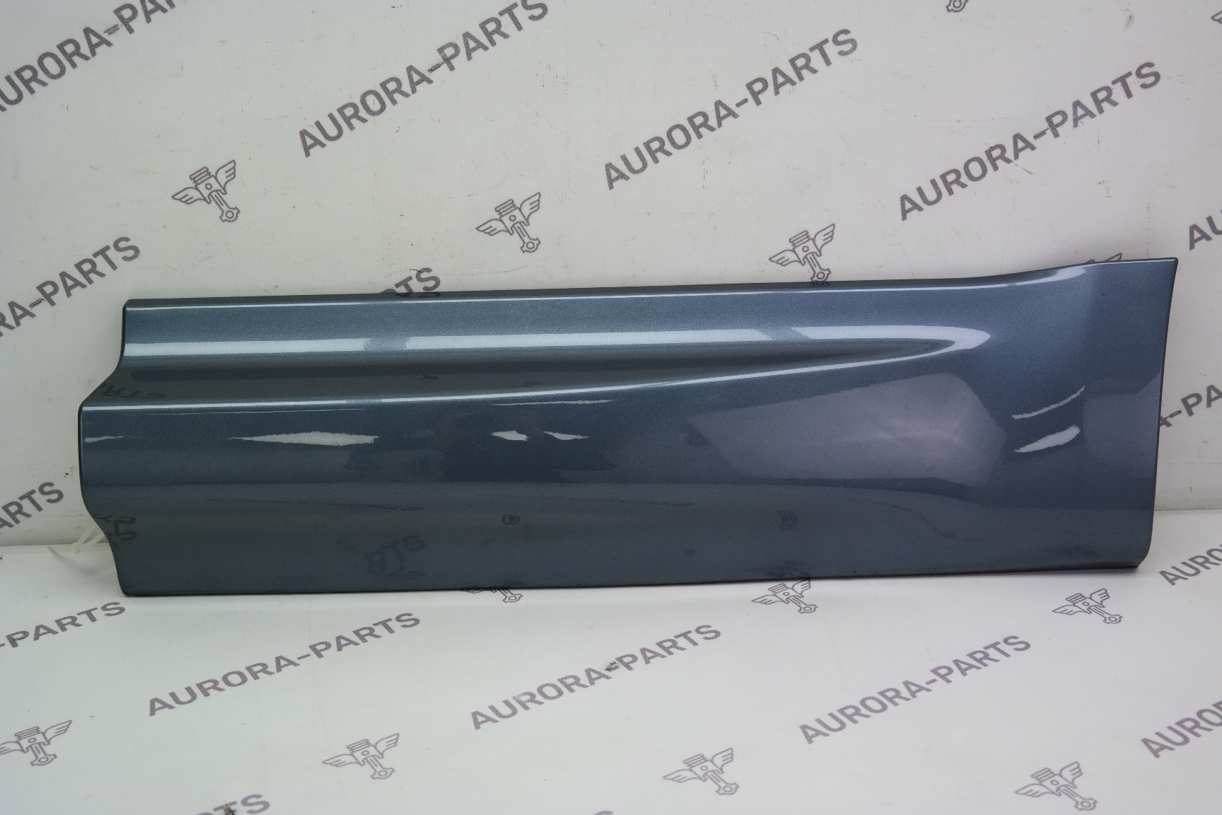 Молдинг, накладка задней двери снизу LH Land Rover Range Rover Sport