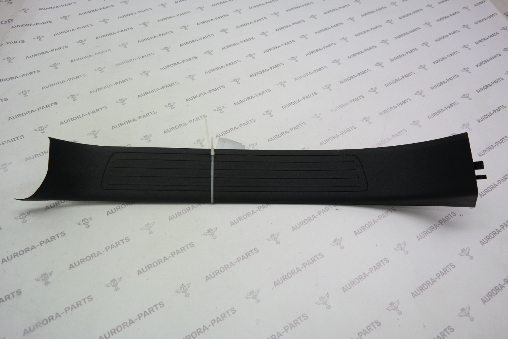 Накладка порога внутренняя задняя RH Mercedes GL/GLS