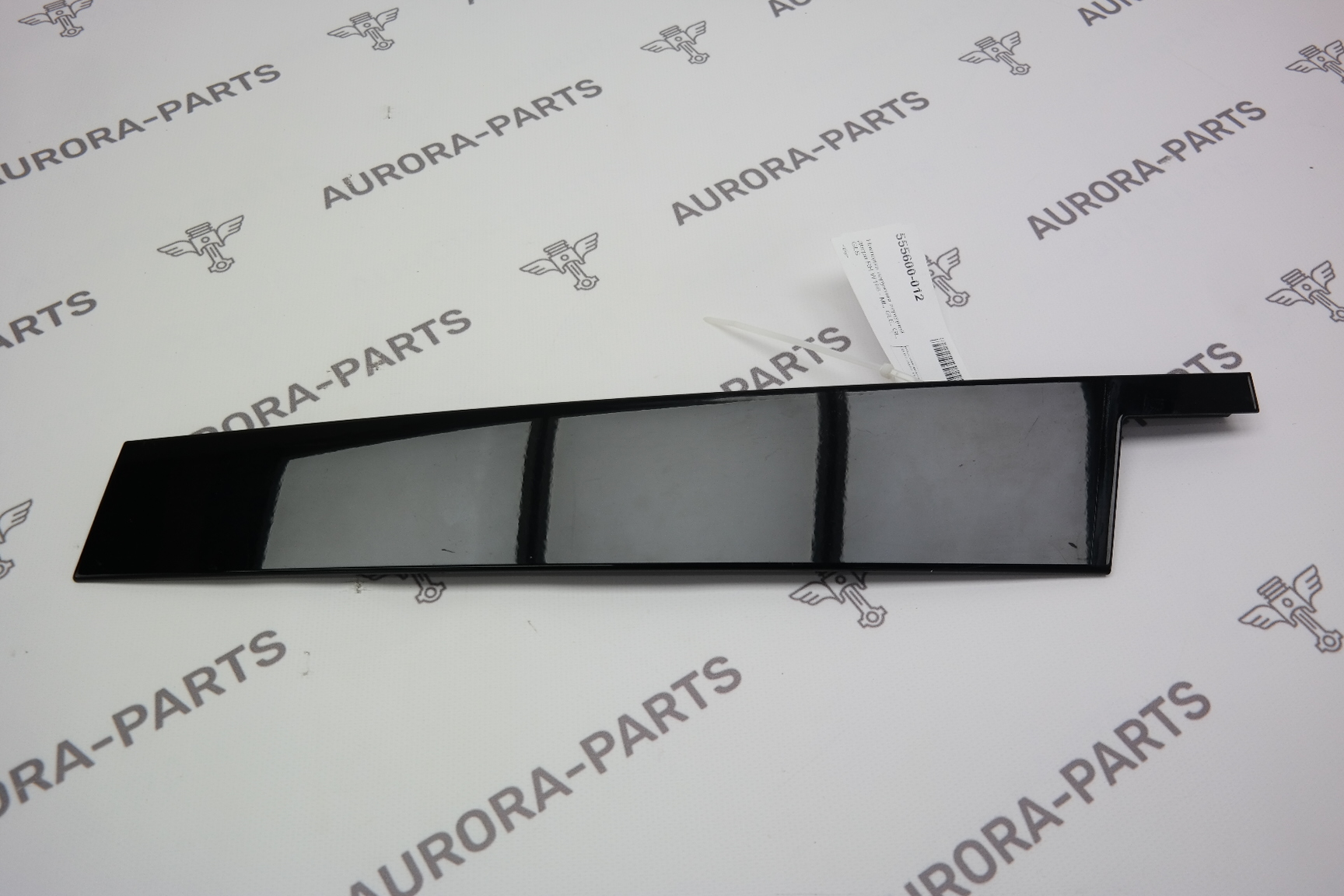 Накладка наружняя передней двери RH Mercedes GL/GLS