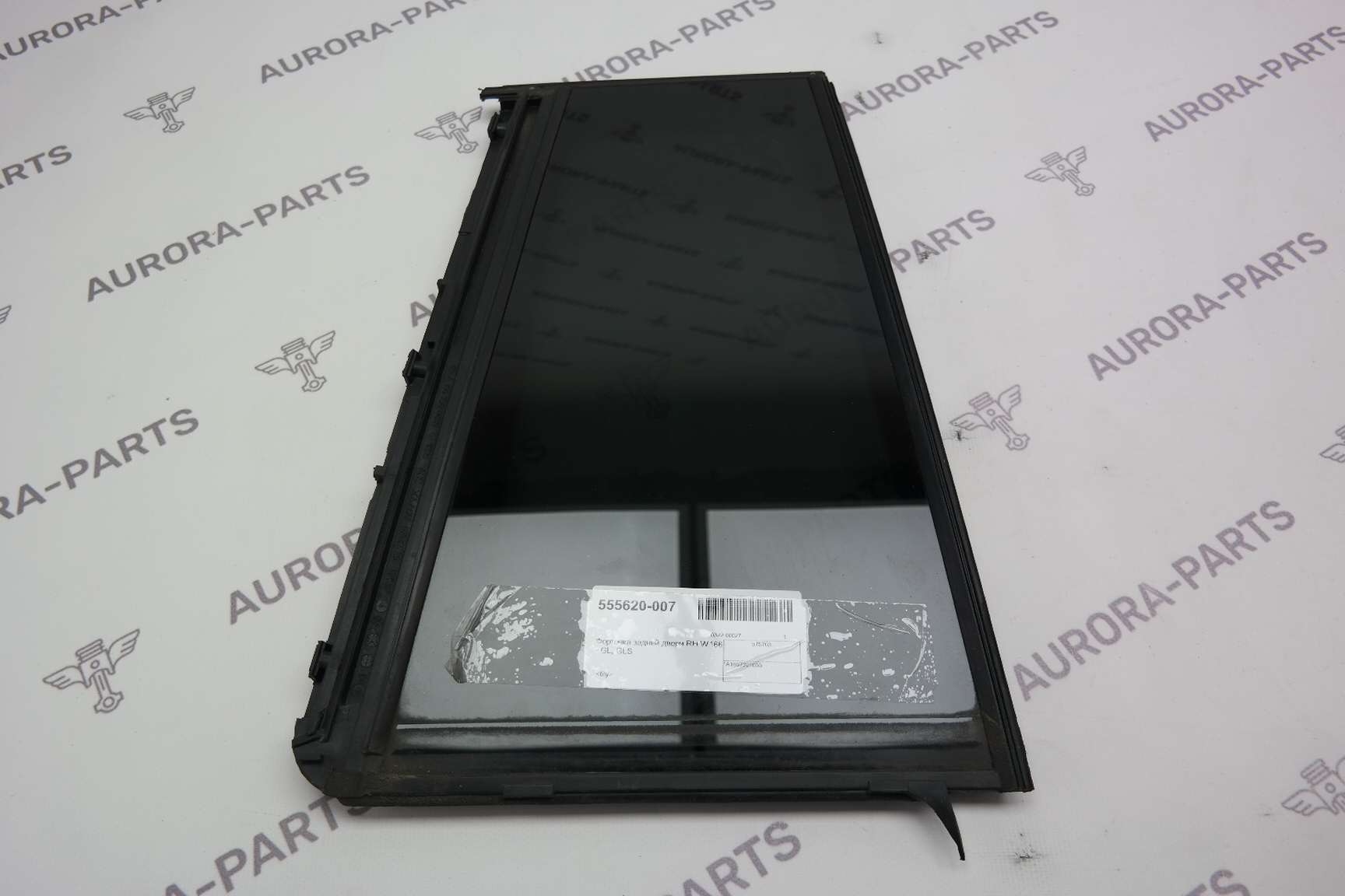 Форточка задней двери RH Mercedes GL/GLS