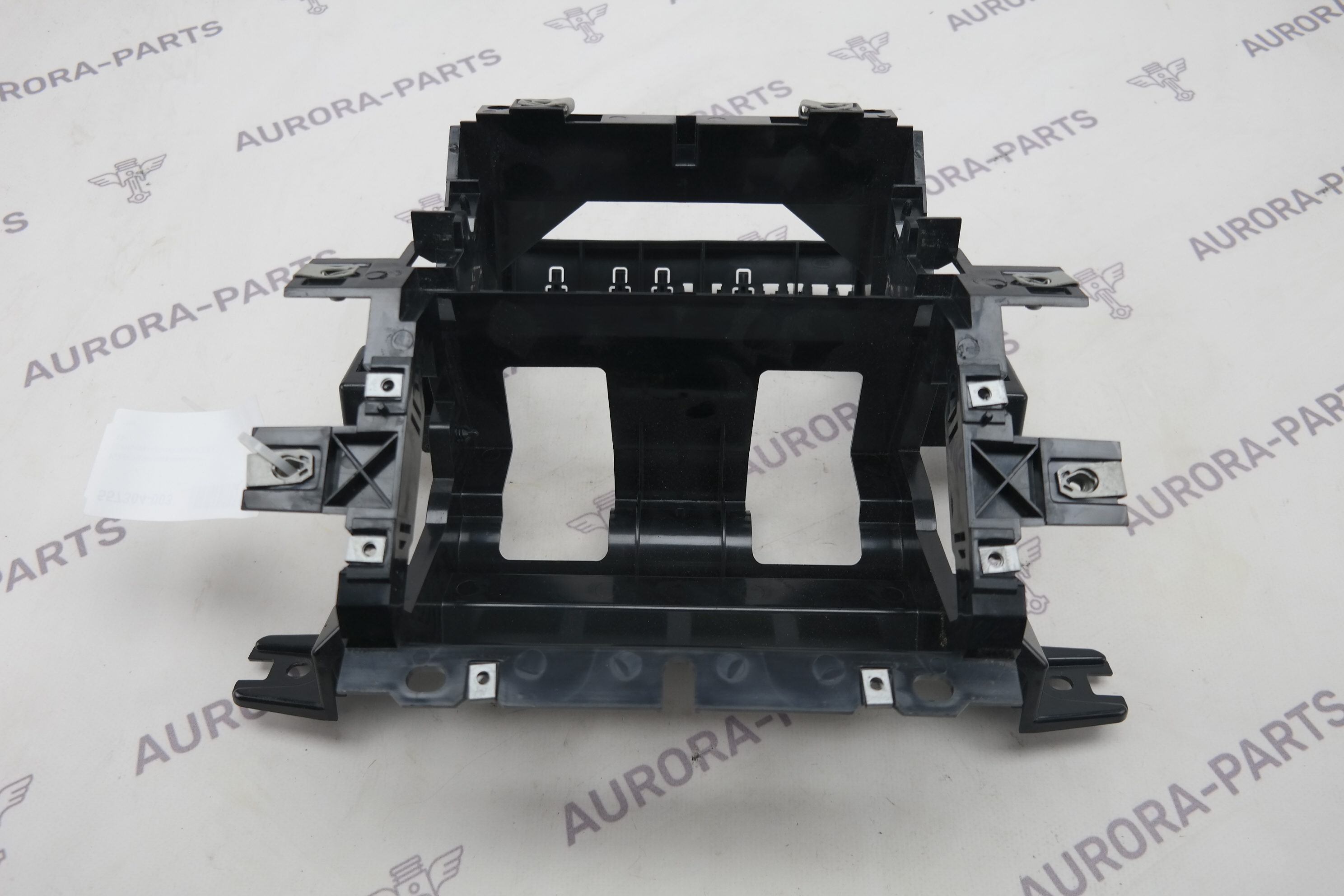 Кронштейн мультимедии на центральной консоли Land Rover Range Rover Evoque