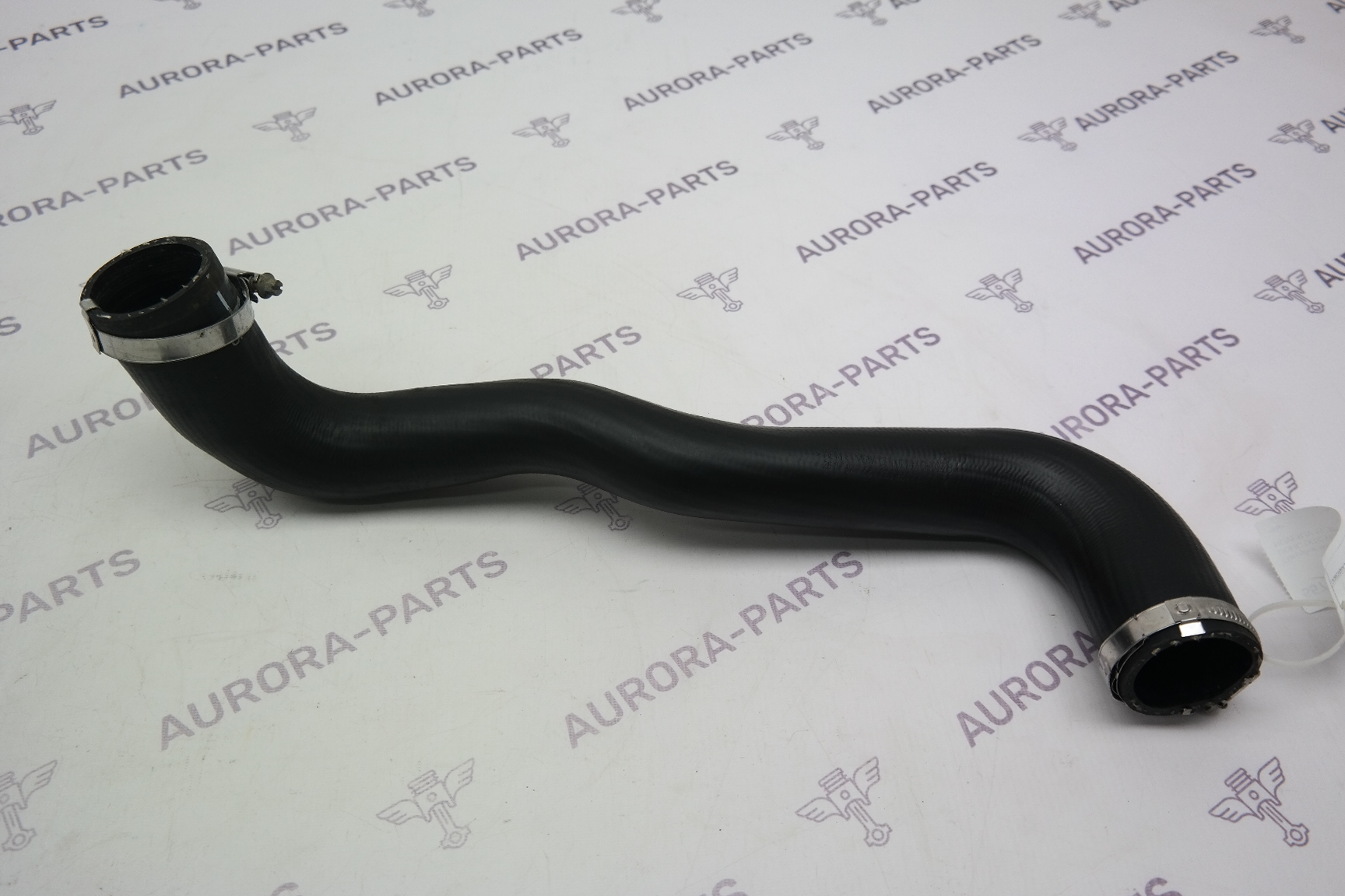 Патрубок интеркулера (4.4L DOHC DITC V8 Diesel) Land Rover Range Rover 30DDTX
