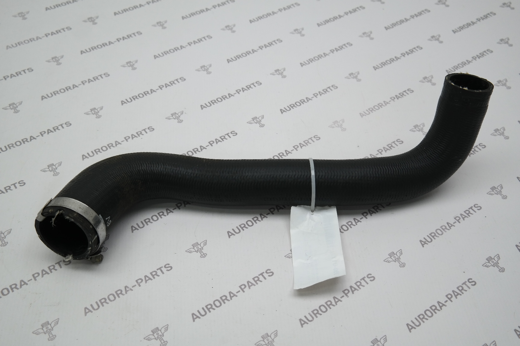 Патрубок интеркулера (4.4L DOHC DITC V8 Diesel) Land Rover Range Rover 30DDTX