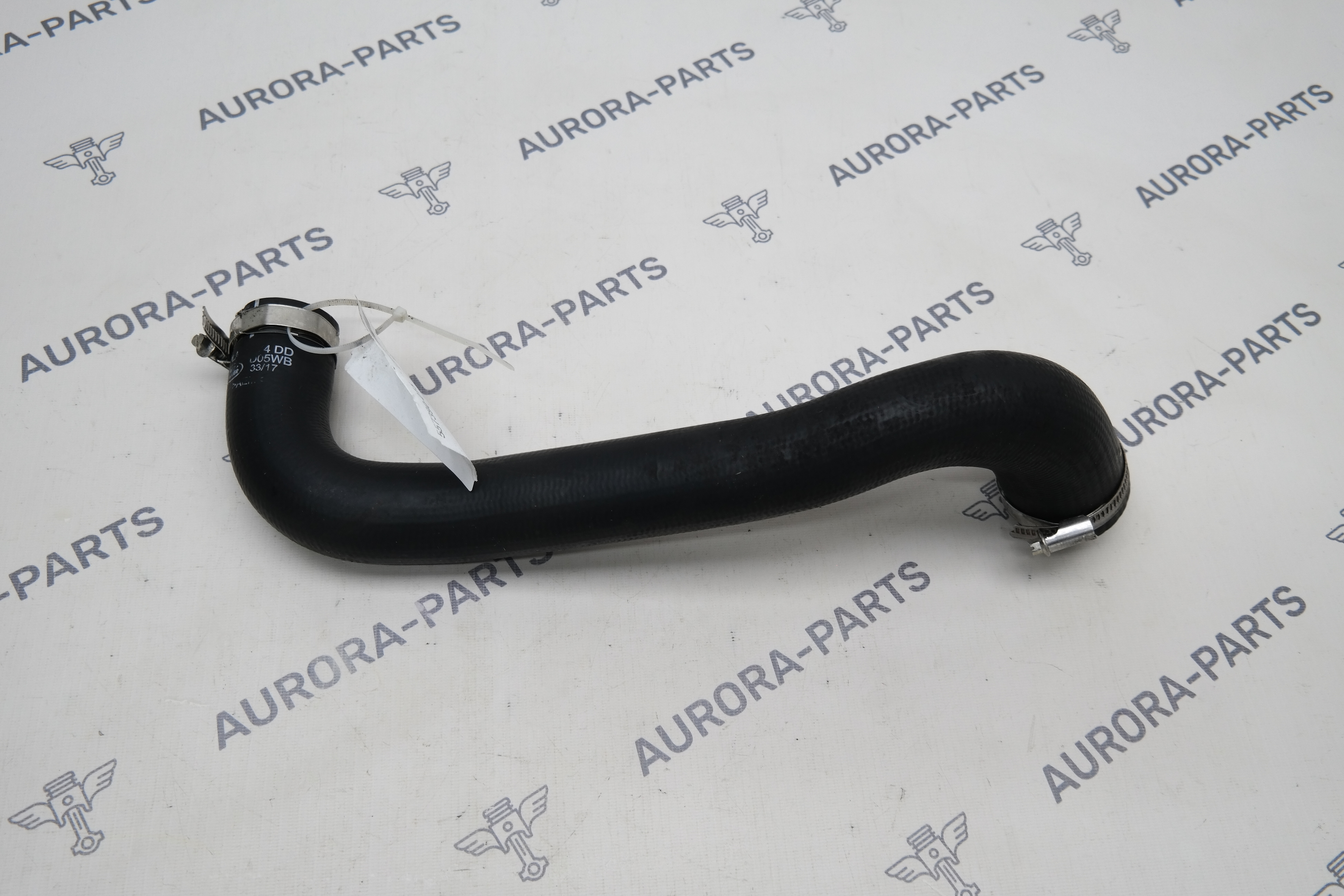 Патрубок интеркулера (4.4L DOHC DITC V8 Diesel) Land Rover Range Rover 30DDTX
