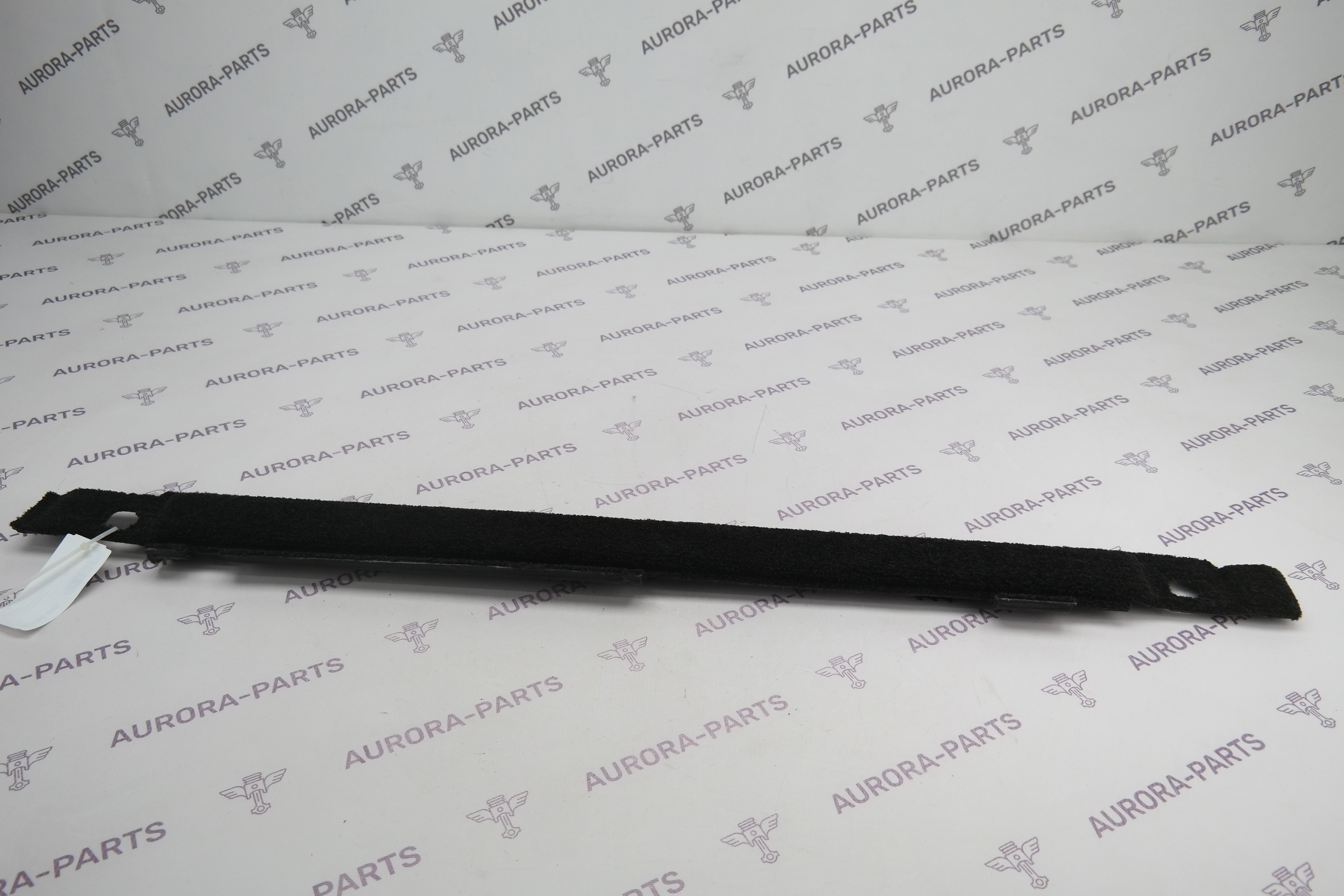 Вкладыш направляющий багажного отделения RH Land Rover Range Rover 30DDTX