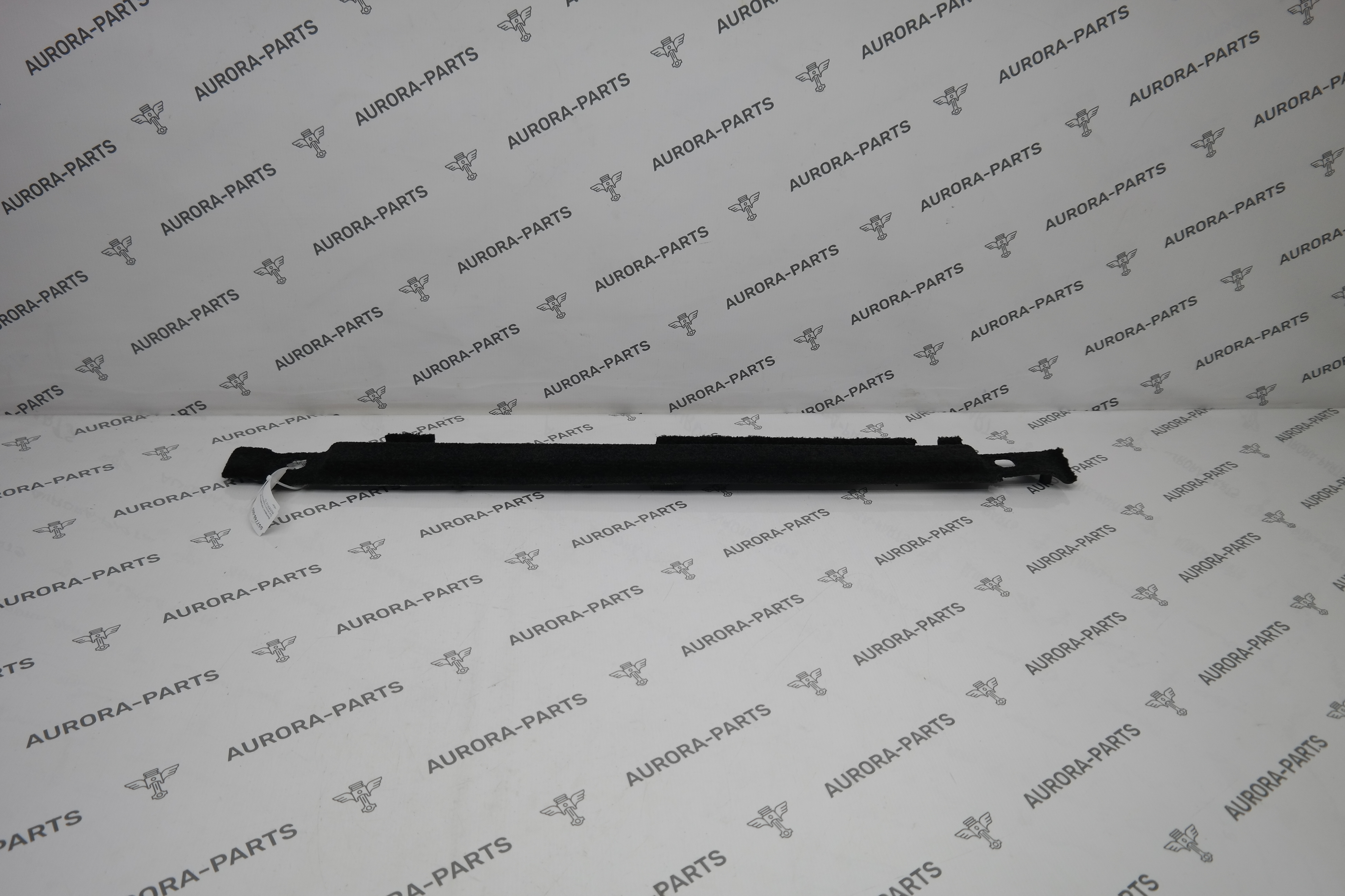 Вкладыш направляющий багажного отделения RH Land Rover Range Rover 30DDTX