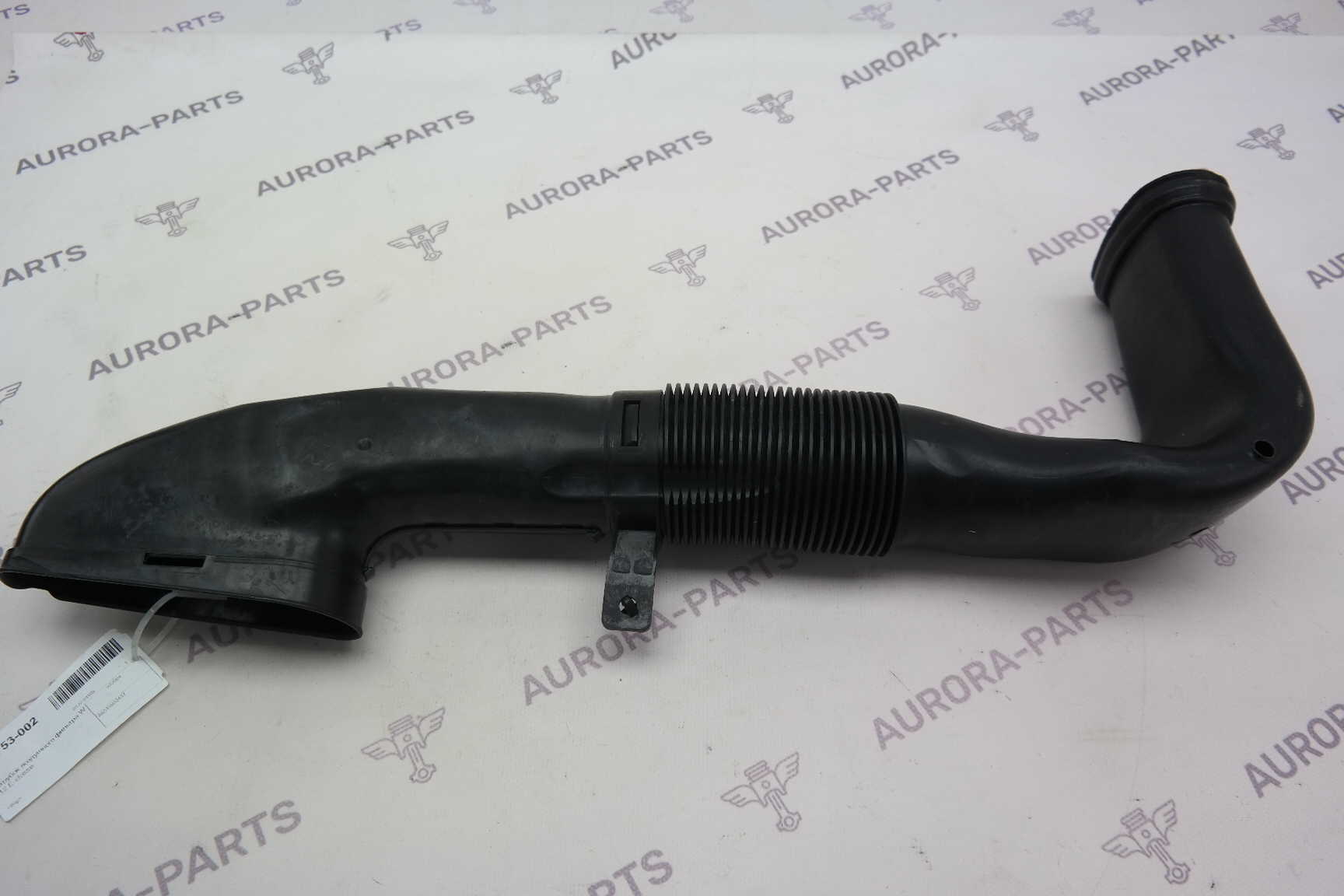 Патрубок воздушного фильтра Mercedes E-Klasse 