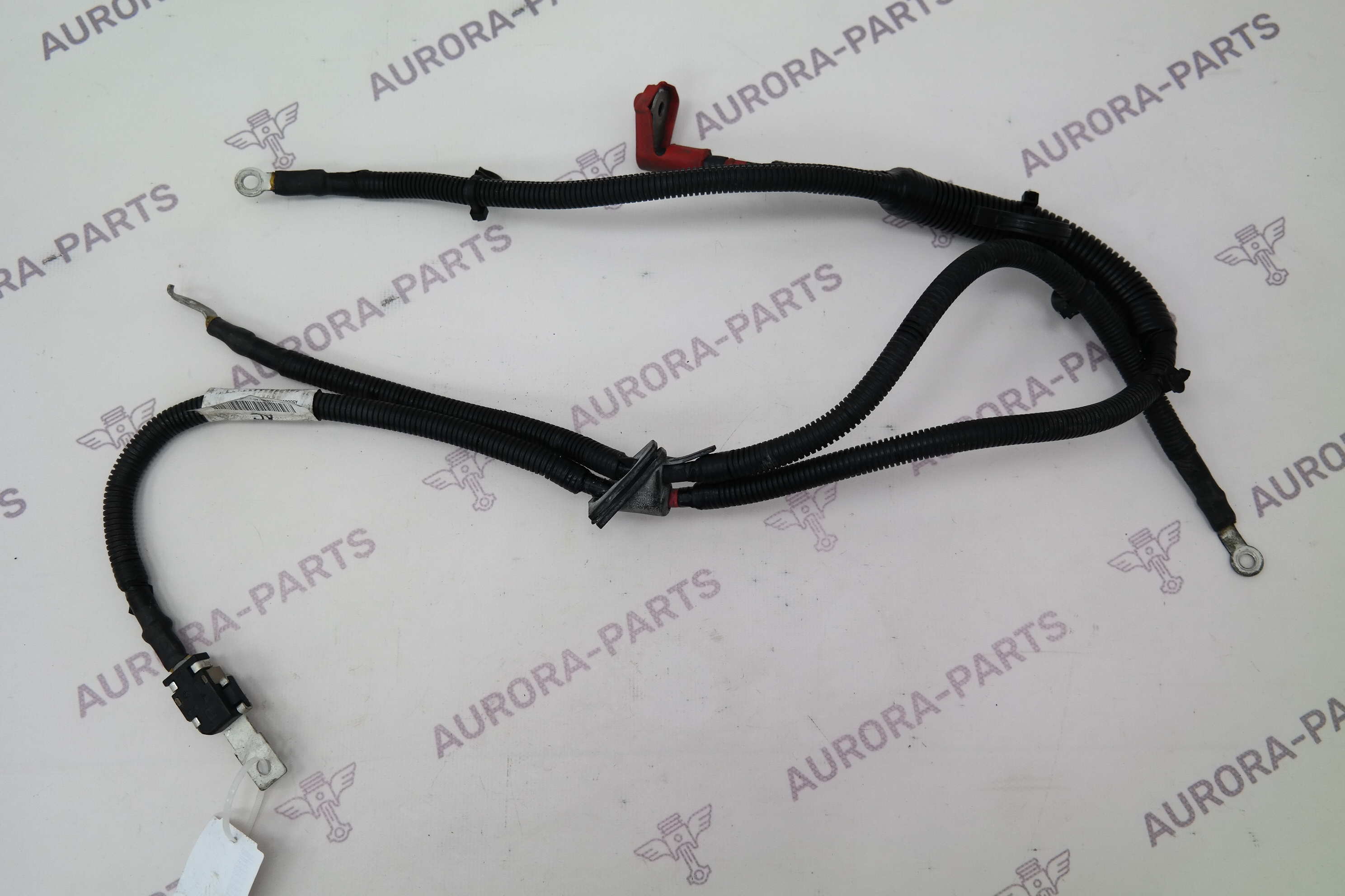 Провод плюсовой аккумулятора 2.2D Land Rover Range Rover Evoque