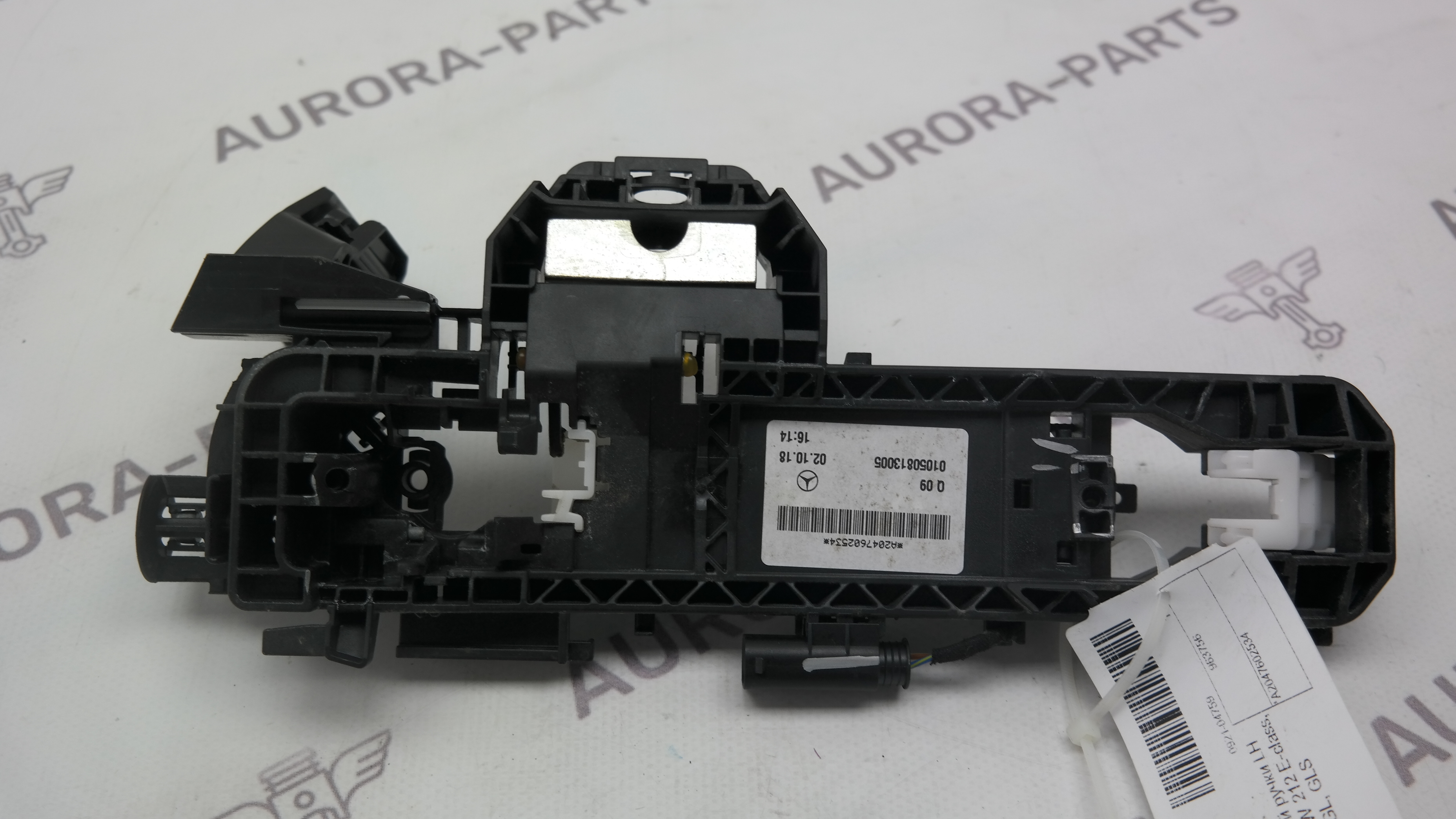 Кронштейн наружней ручки LH Mercedes E-Klasse