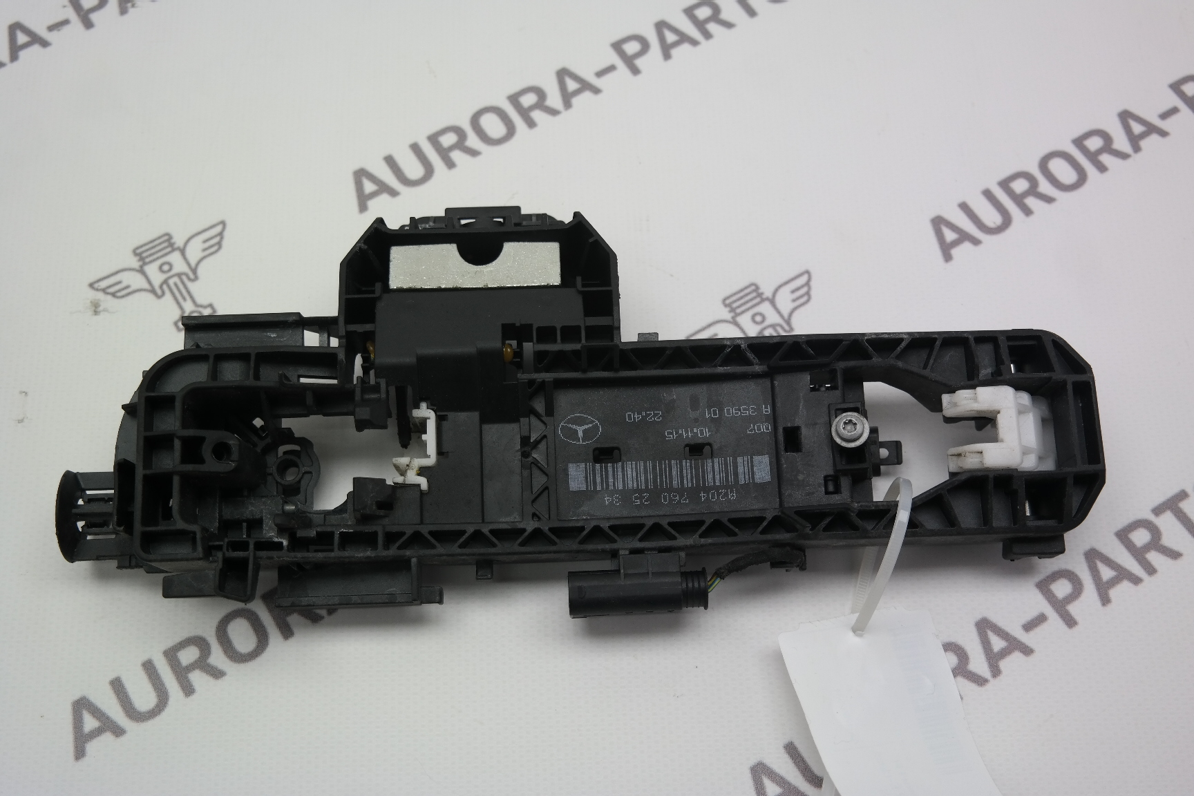 Кронштейн наружней ручки LH Mercedes E-Klasse 