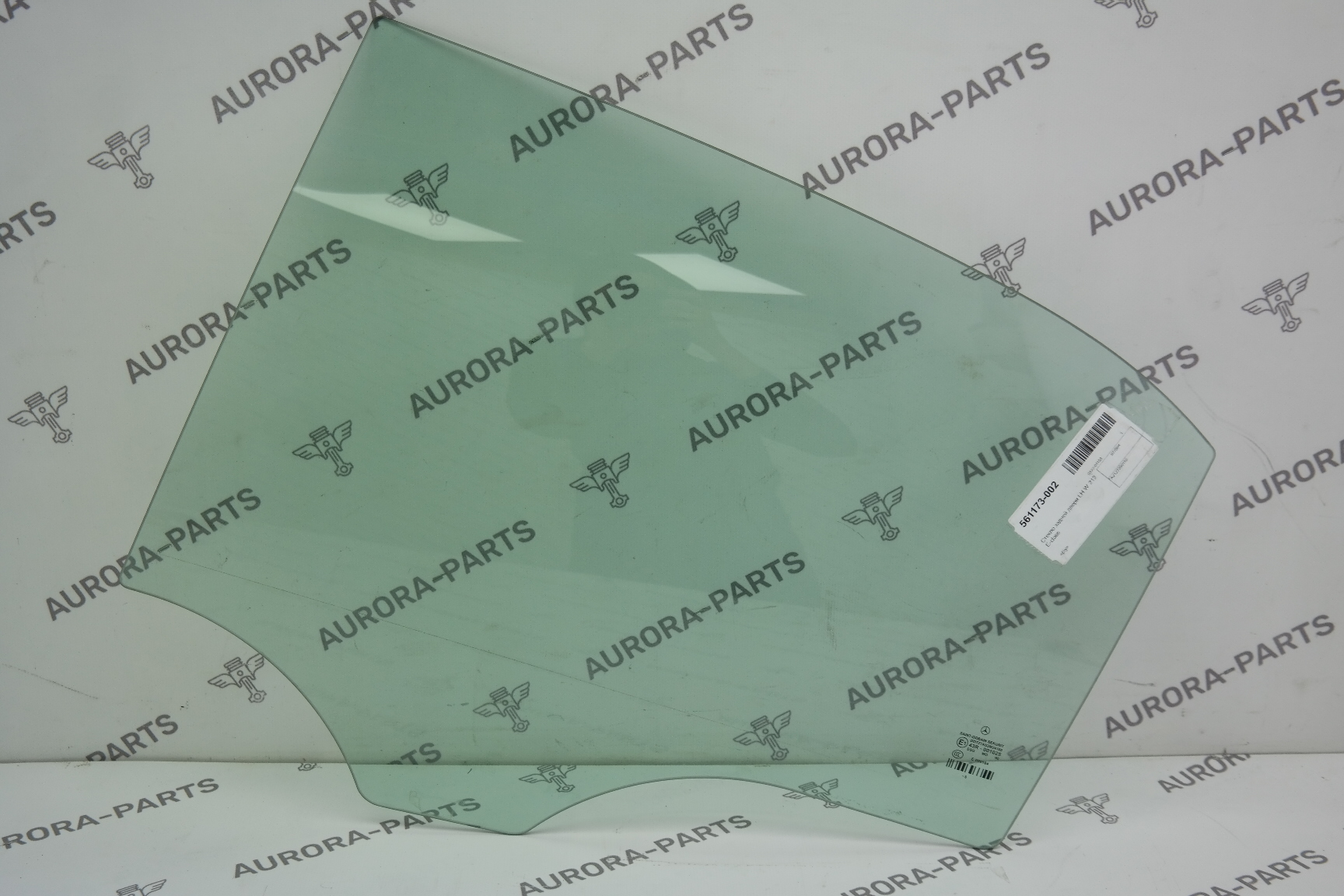 Стекло задней двери LH Mercedes E-Klasse 