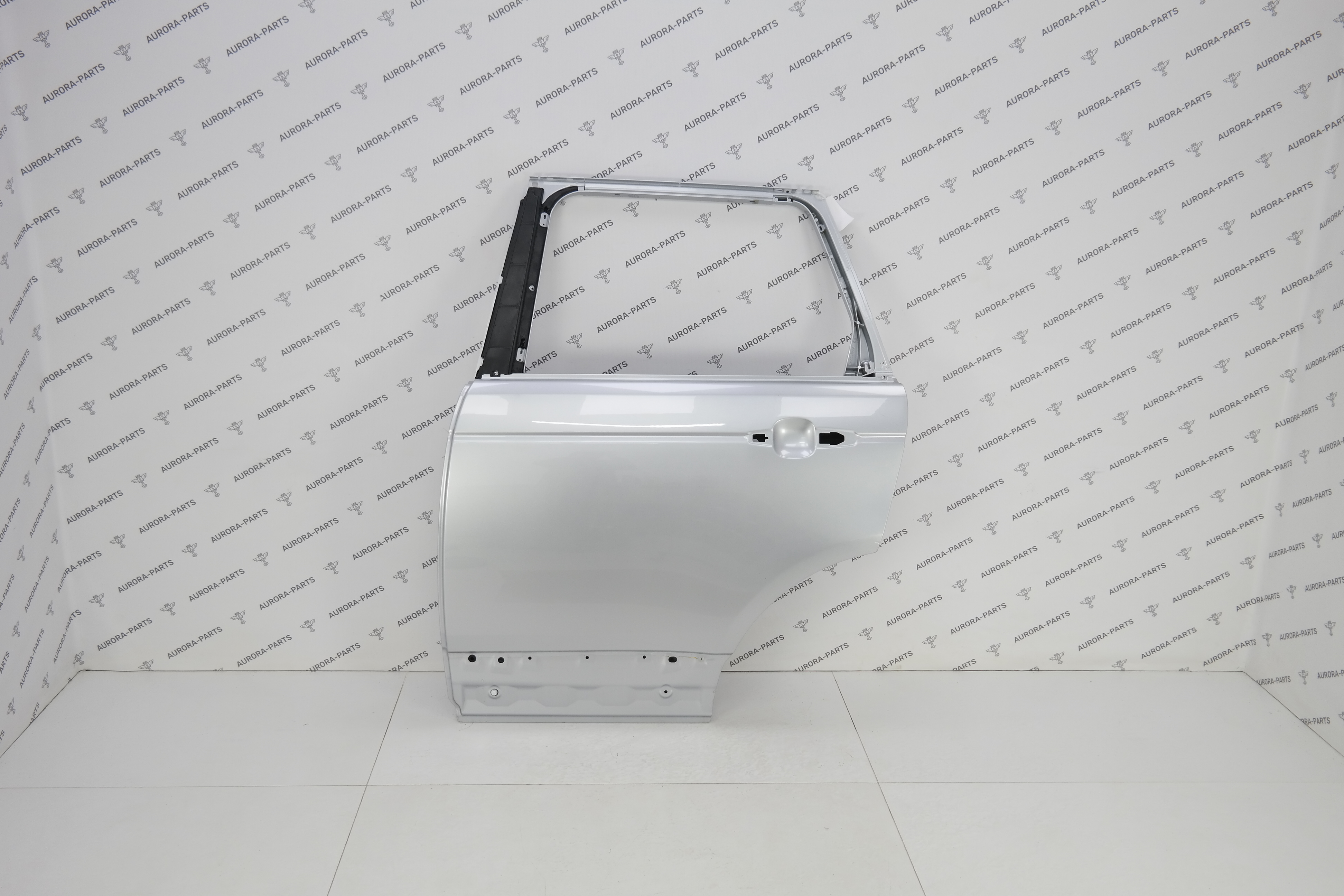 Дверь задняя голая LH Land Rover Range Rover 30DDTX