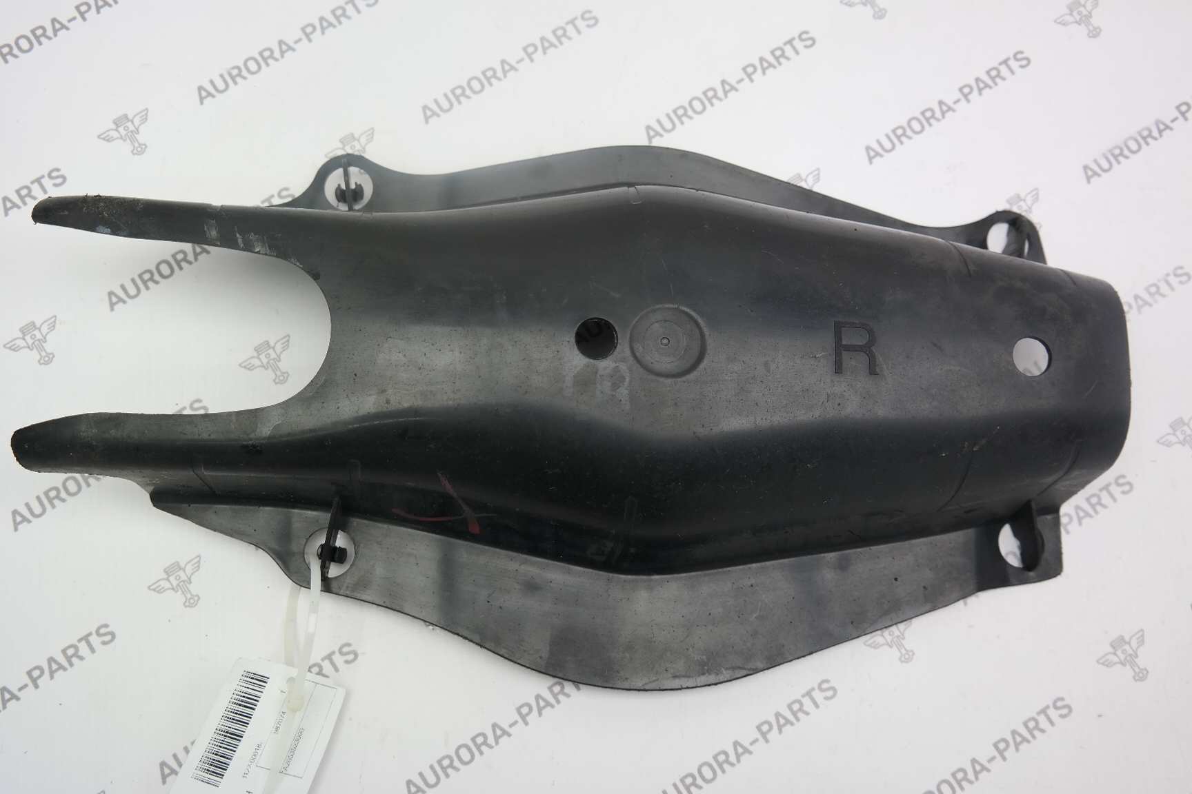 Пыльник заднего рычага RH Mercedes C-Klasse